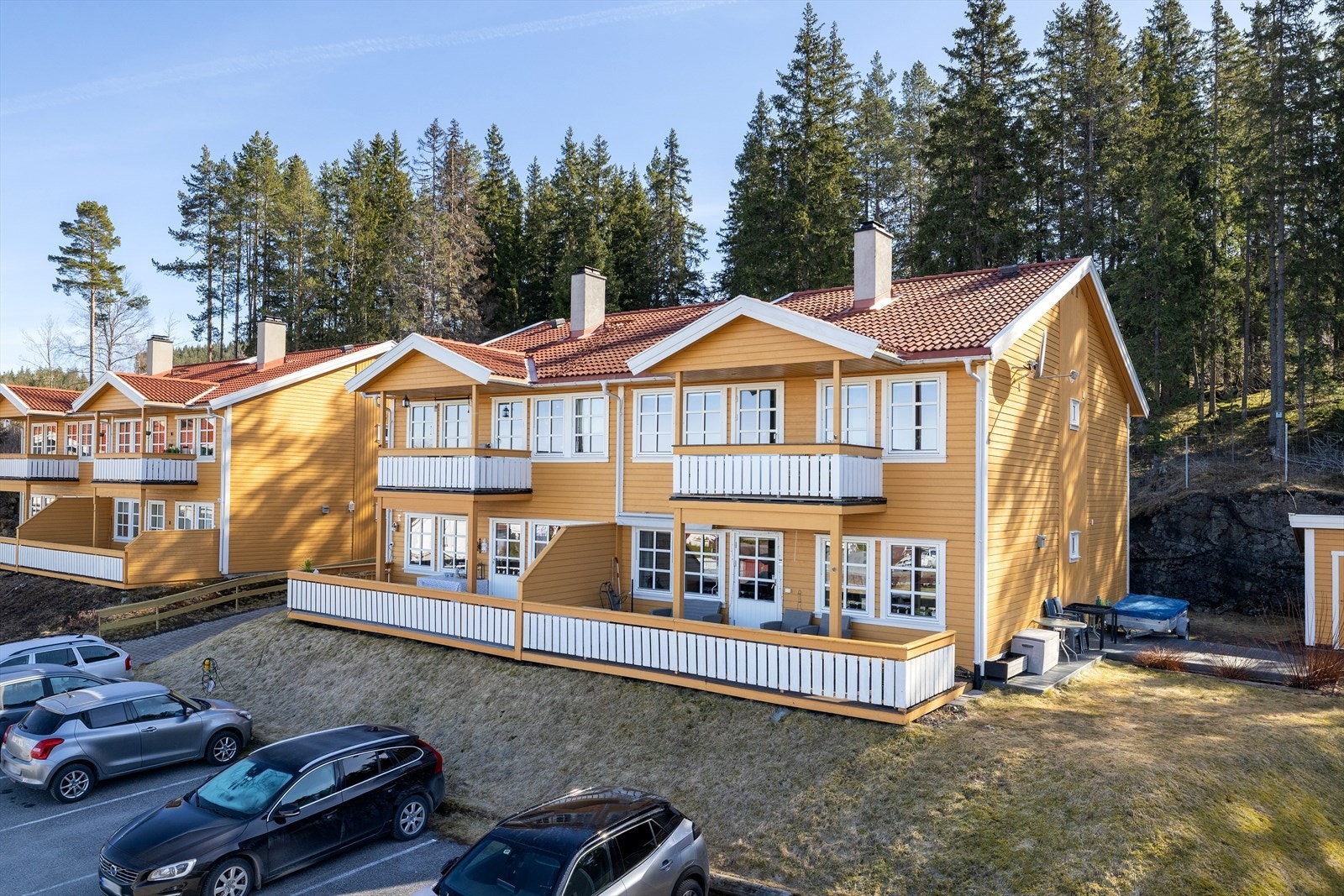 Velkommen til Hovsmarkveien 23! Fotograf Normann foto AS Galleribilde