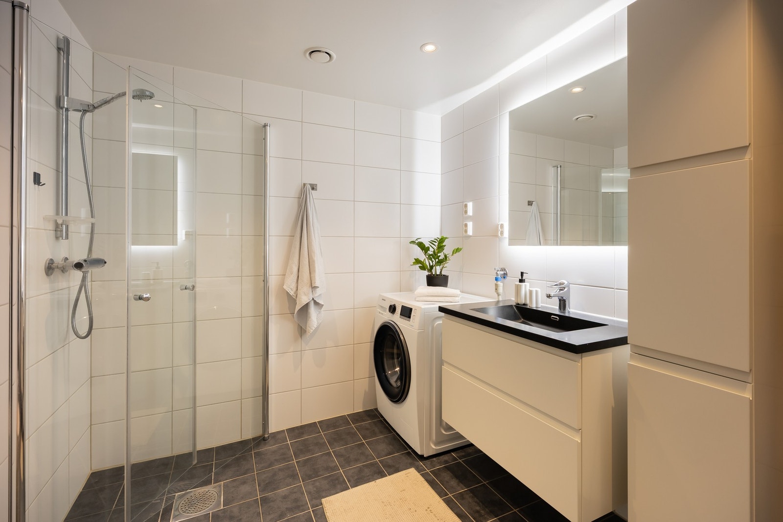 Badet er på ca. 6m². Galleribilde