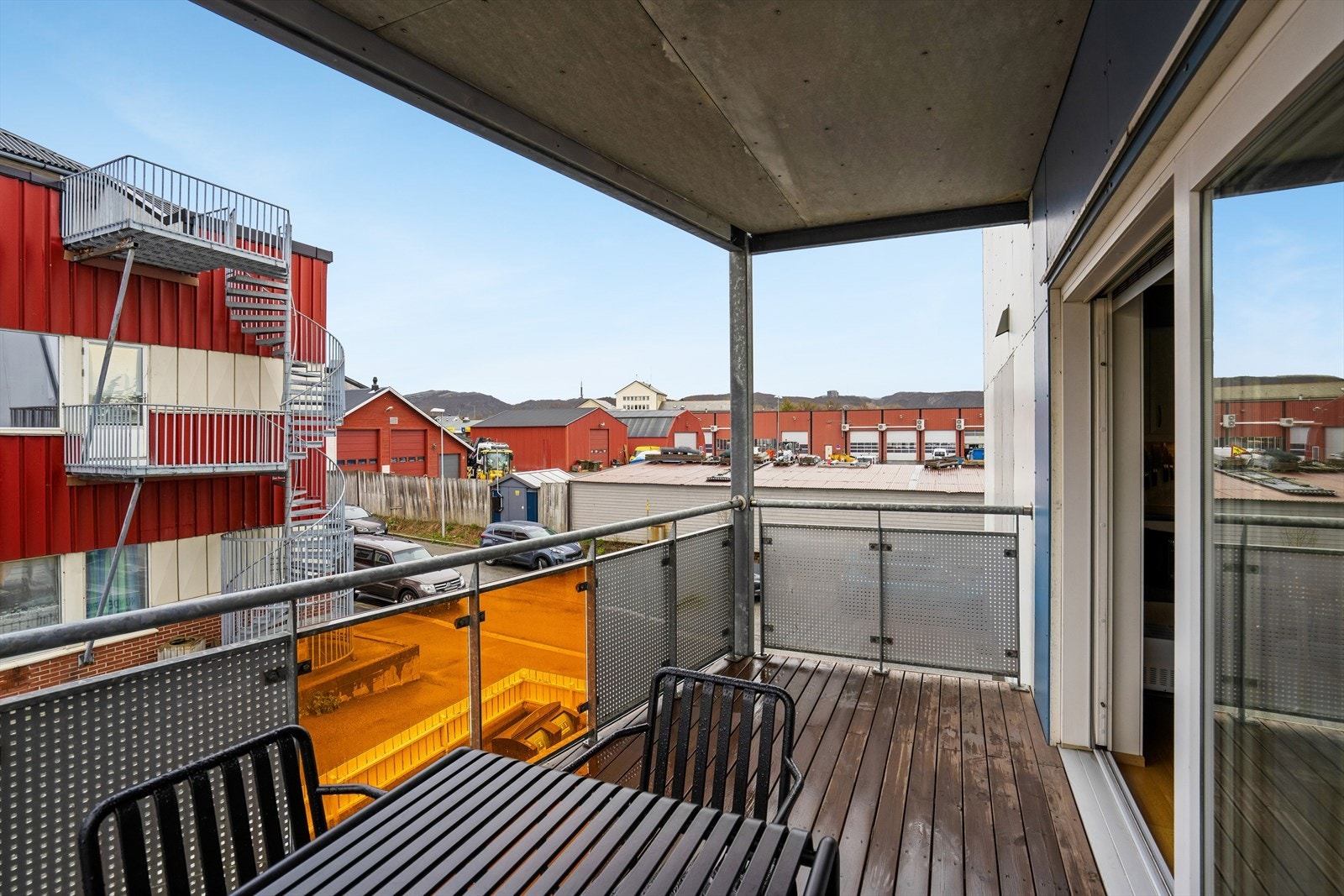 Utsikt fra balkong Galleribilde