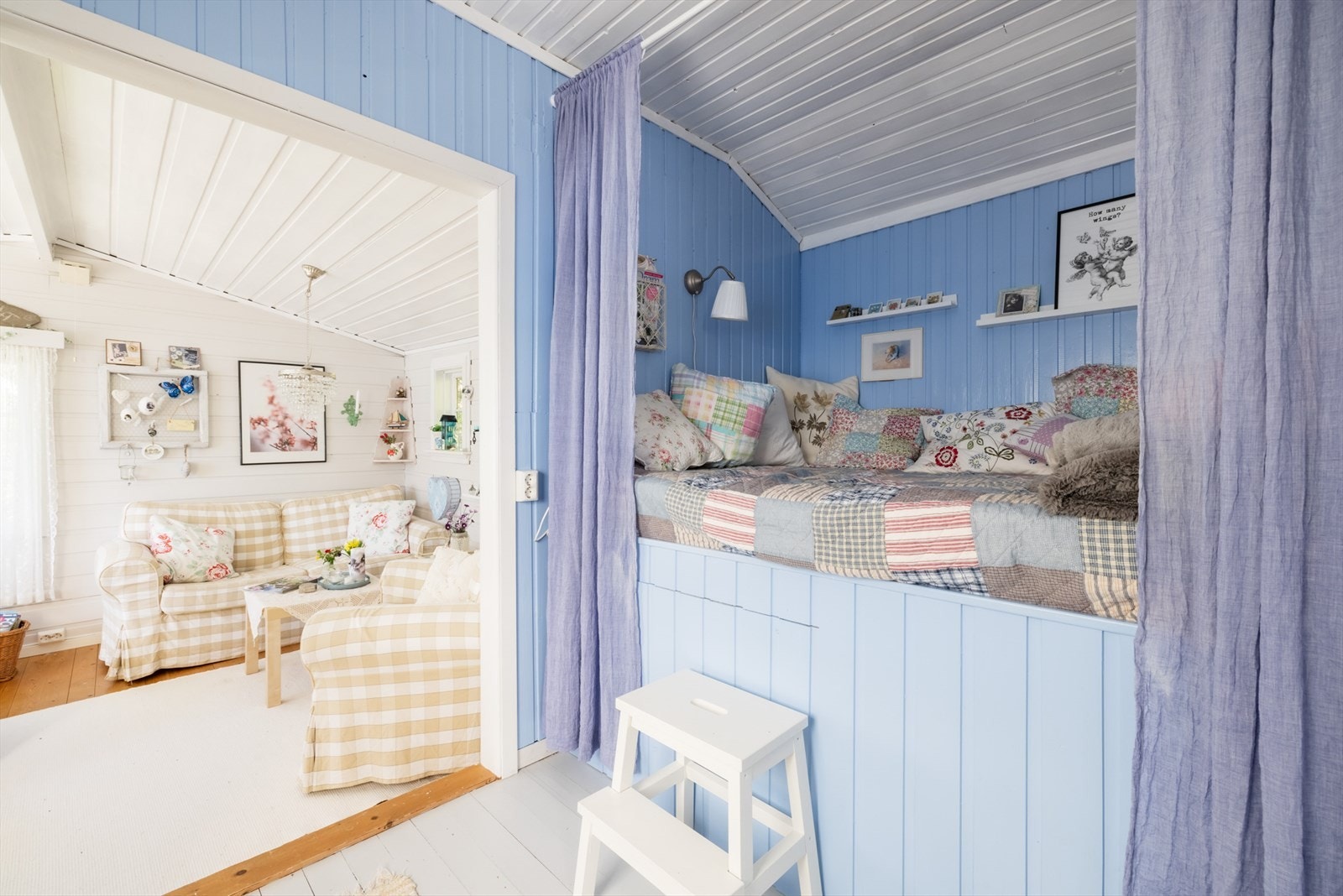 Sovealkove i tilknytning til oppholdsrom. Galleribilde