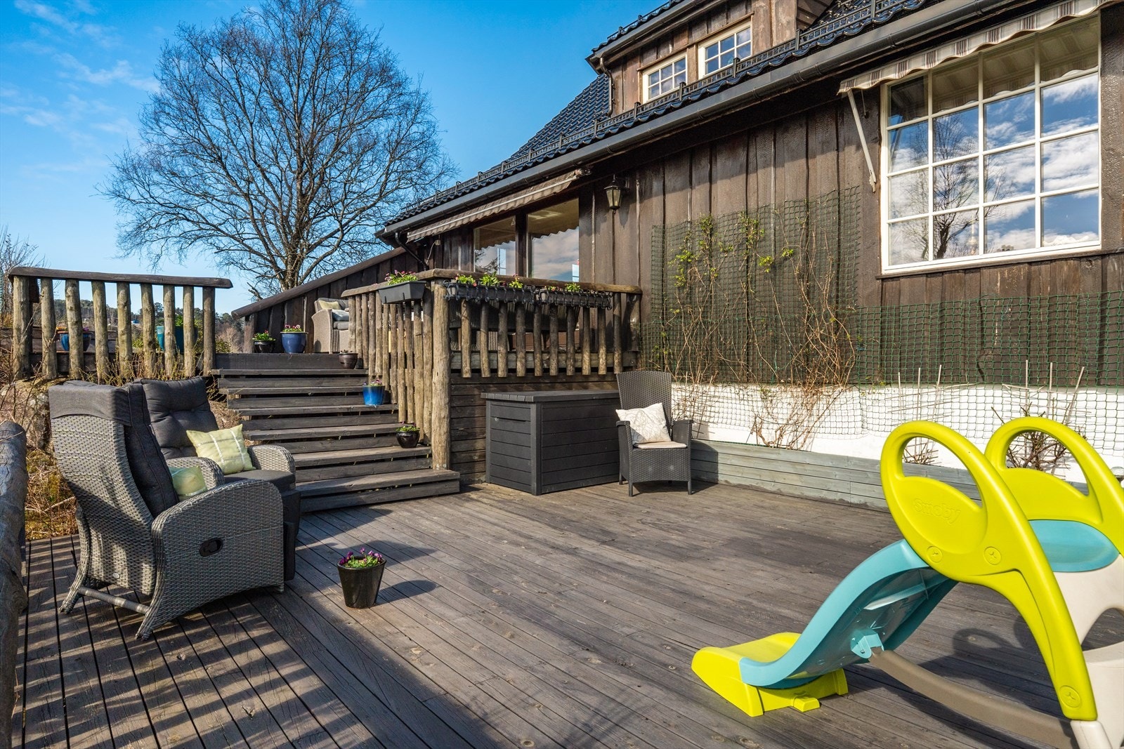 Samt god plass til å nyte solskinnsdagene for hele familien. Galleribilde