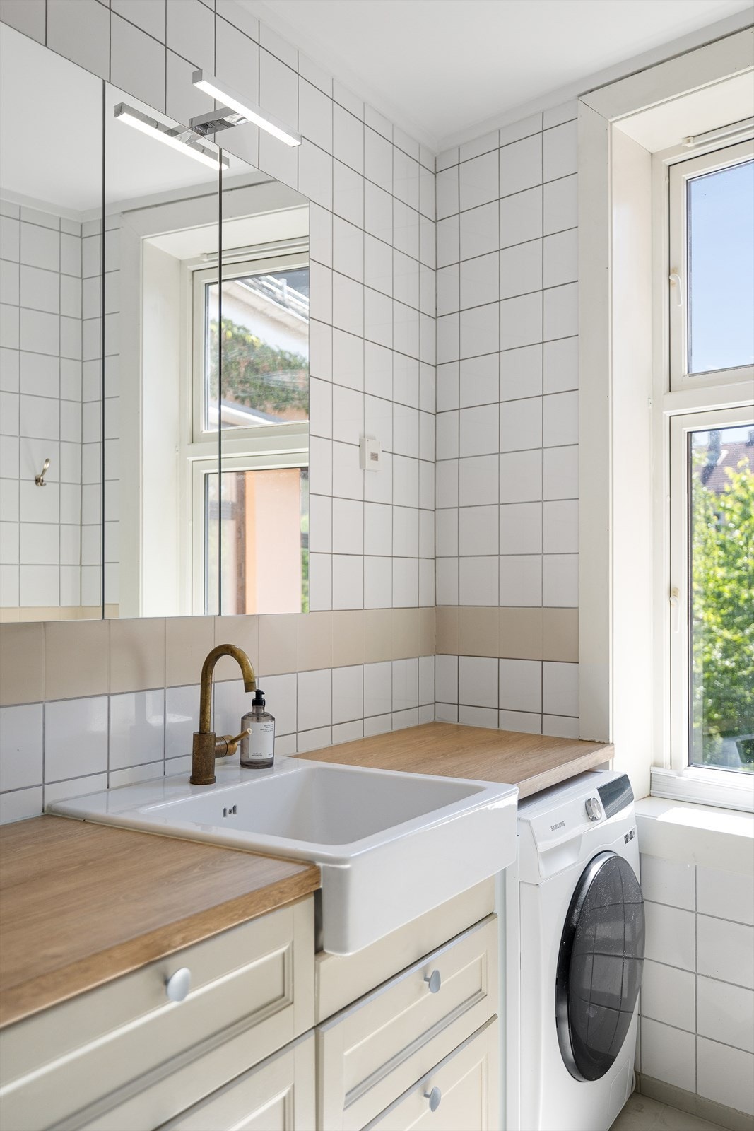 I innredningen er det også opplegg for vaskemaskin. Galleribilde