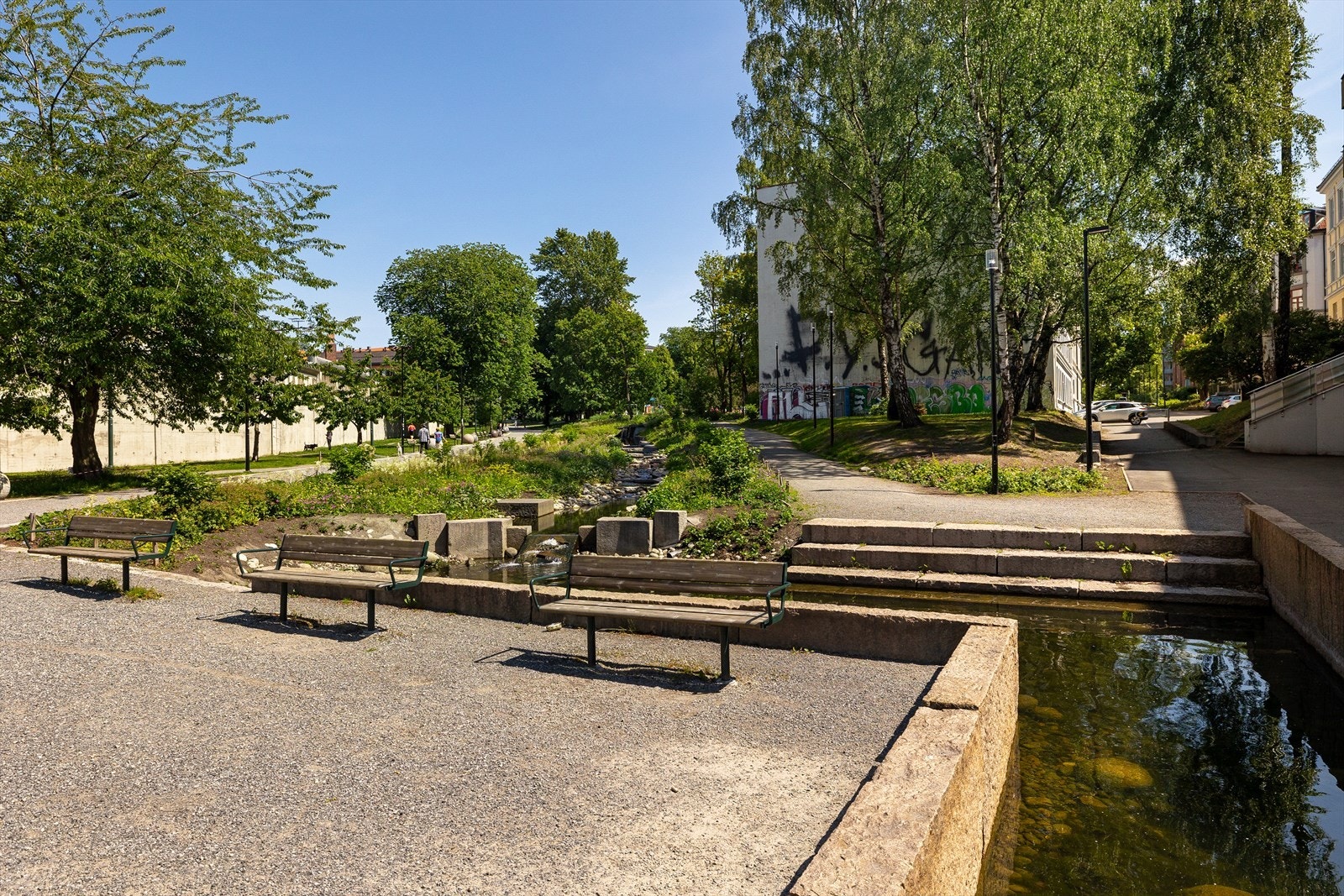 Boligen ligger rett ved Klosterenga park, som er Oslos nye skulpturpark. Galleribilde