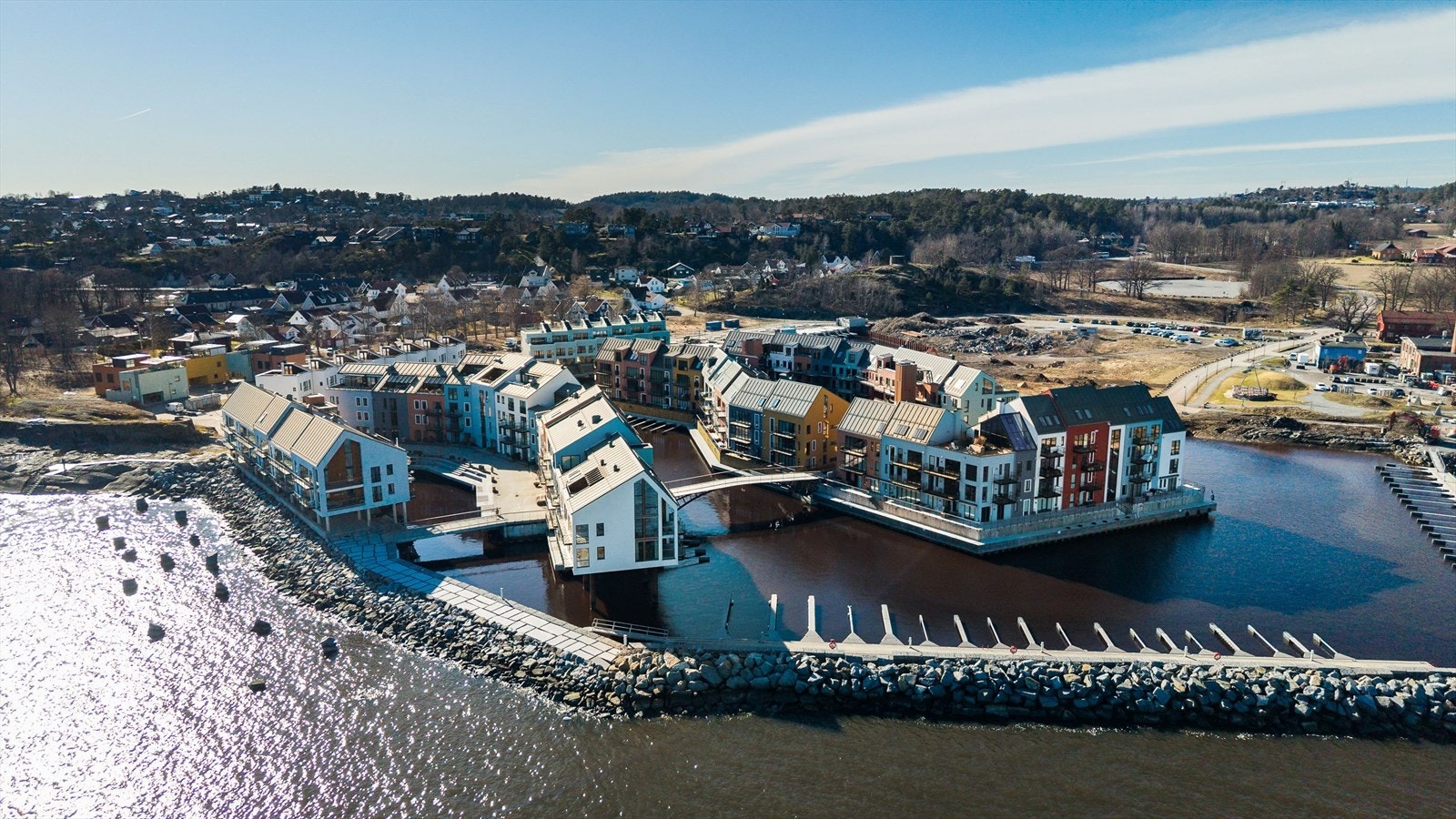 Et levende og eksklusivt boligområde ved fjorden. Galleribilde