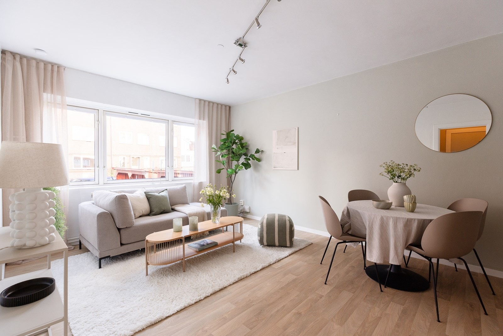 Nordvik ved Jonas Johansson Dahlén har gleden av å presentere Dælenenggata 14B. Foto: Scott Kvitberg. Galleribilde