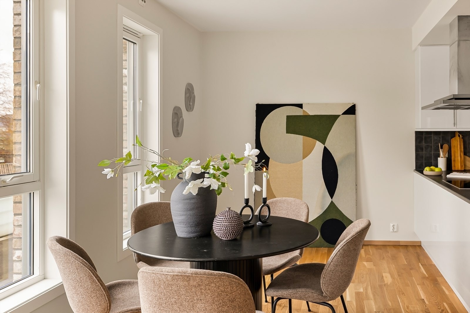 - Leiligheten har balansert ventilasjon, noe som sørger for bedre luftkvalitet og innemiljø - Galleribilde