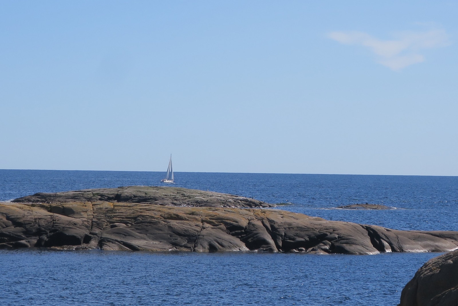 Skjærgården er et eldorado for seiling og båtliv. Galleribilde
