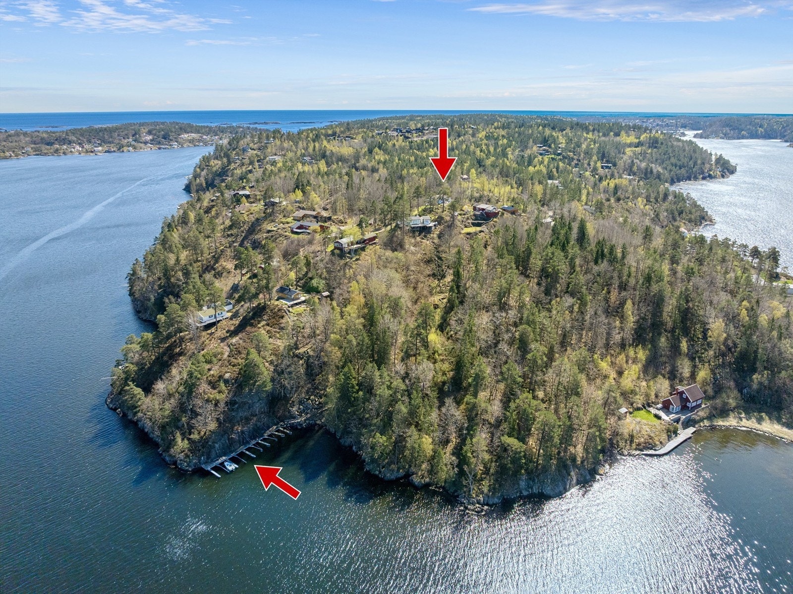 Her bor man midt i Sørlandsidyllen, med kort vei til både Arendal og Tvedestrand. Galleribilde