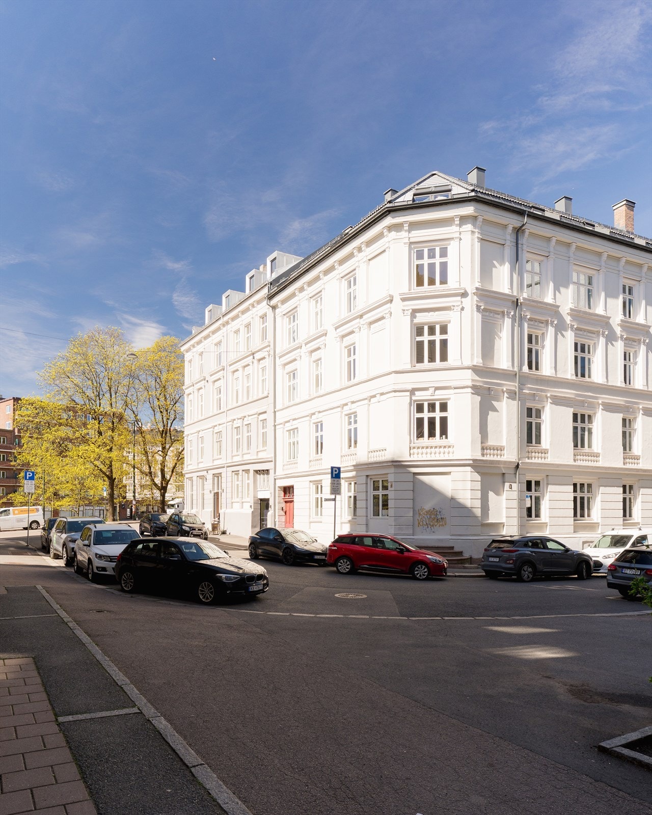 Leiligheten ligger fint og luftig til i byggets 4. etasje. Galleribilde