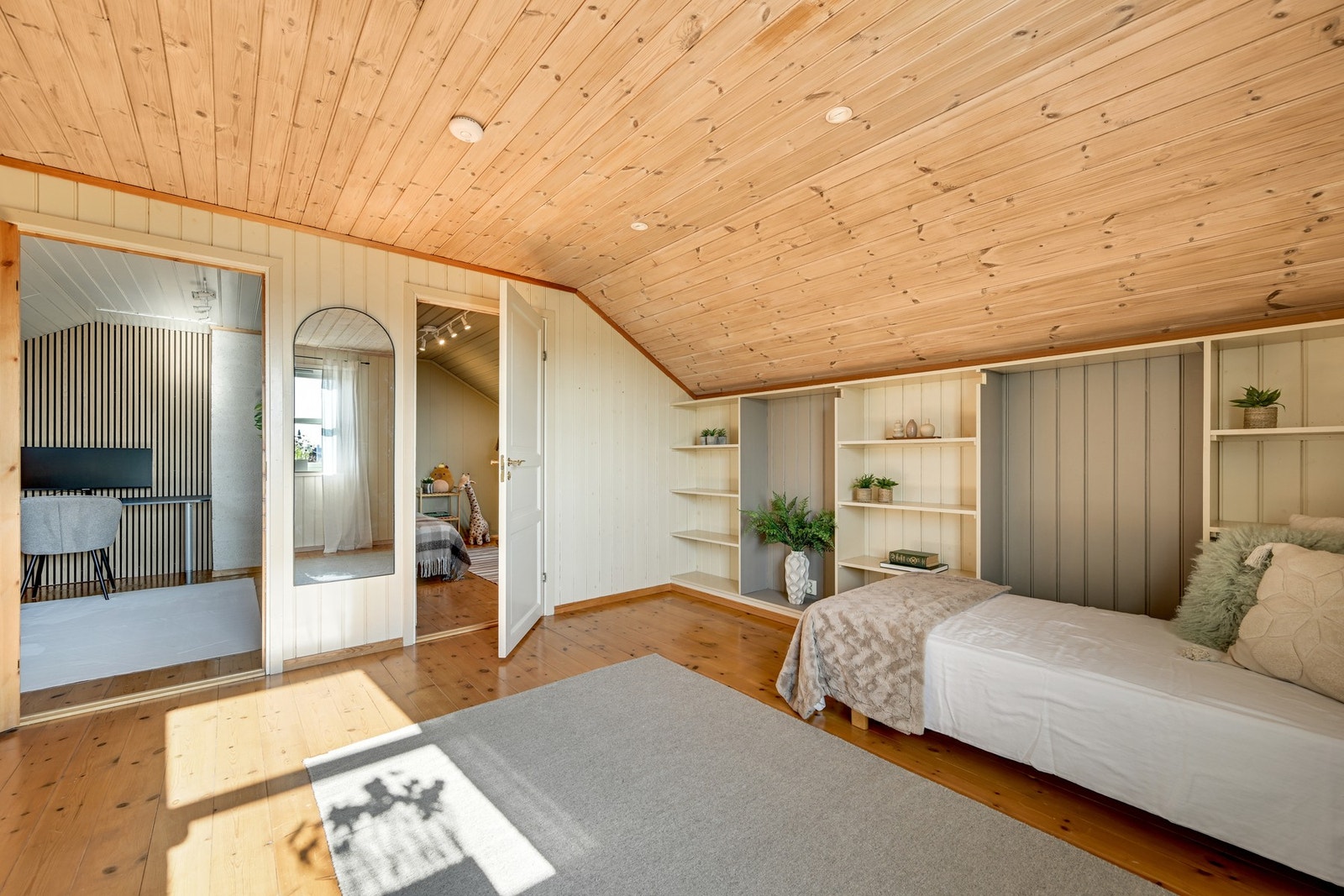 Rom brukt som loftstue (Ikke søkt bruksendring) Galleribilde
