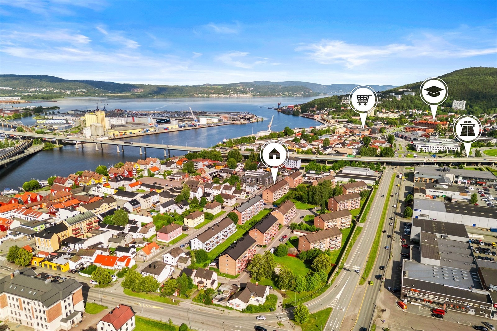 Få minutters gange til Marienlyst med Drammensbadet, Drammenshallen, kunstis/kunstgress, treningssenter, Strømsø kjøpesenter, museum og flotte friområder. Kort gange til elvepromenade, Union, Bragernes Strand, etc. Galleribilde