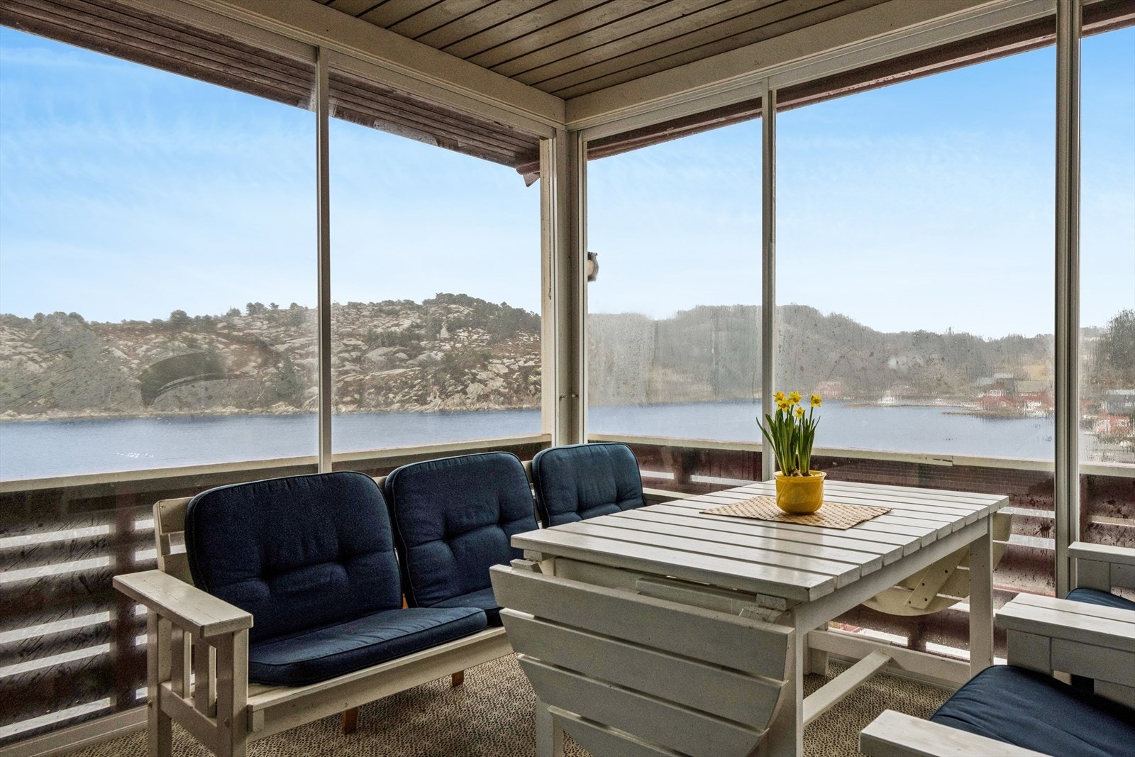 Fra balkongen er utsikten over sjøen upåklagelig. Galleribilde