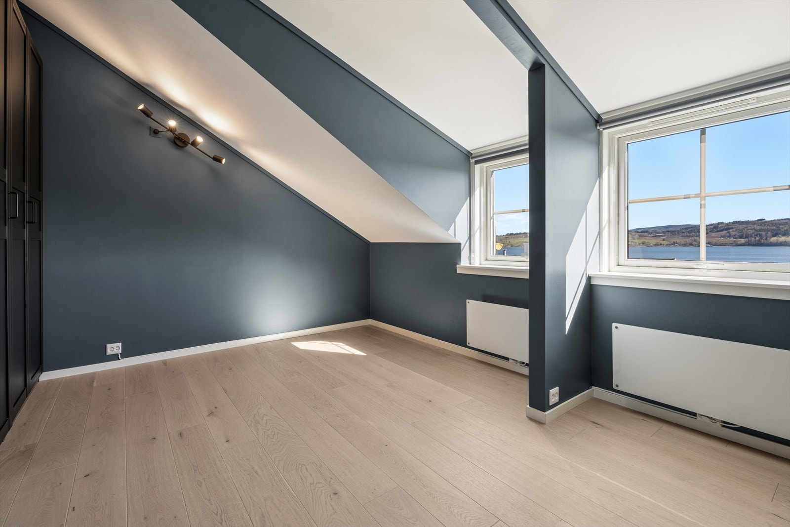Leiligheten har to gode soverom med fine innredningsmuligheter. Galleribilde