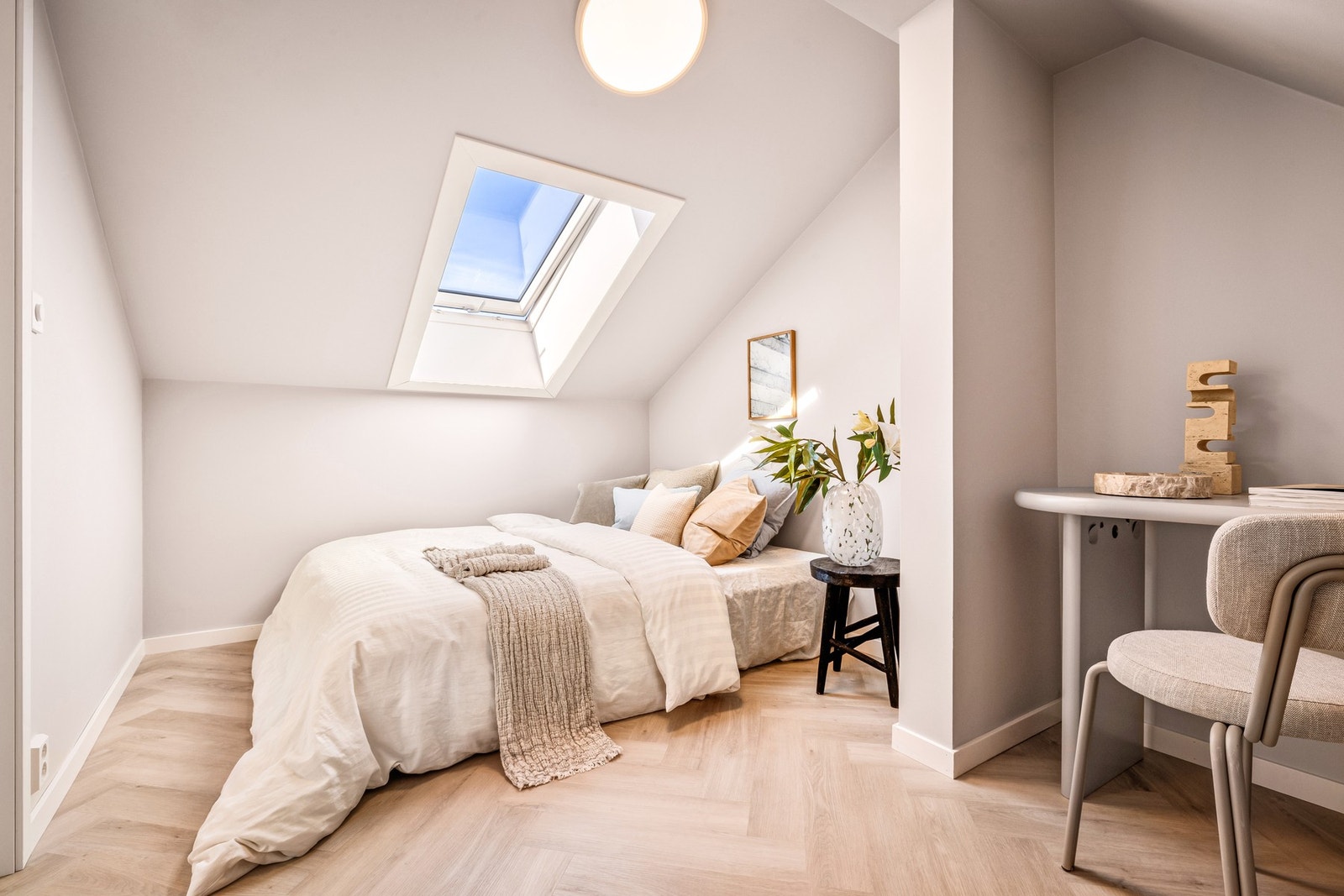 pent soverom med pene overflater Galleribilde