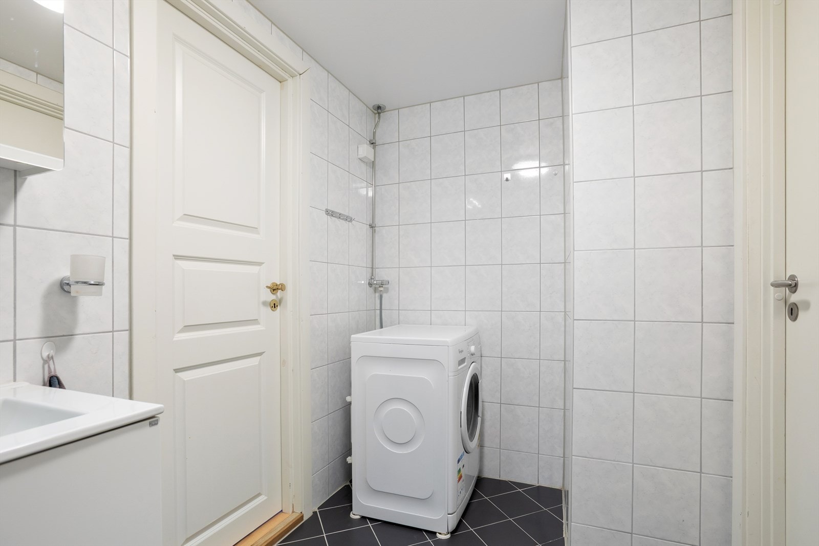 Opplegg for vaskemaskin Galleribilde