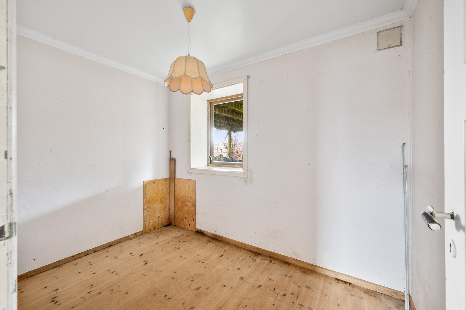 Soverom kjeller Galleribilde