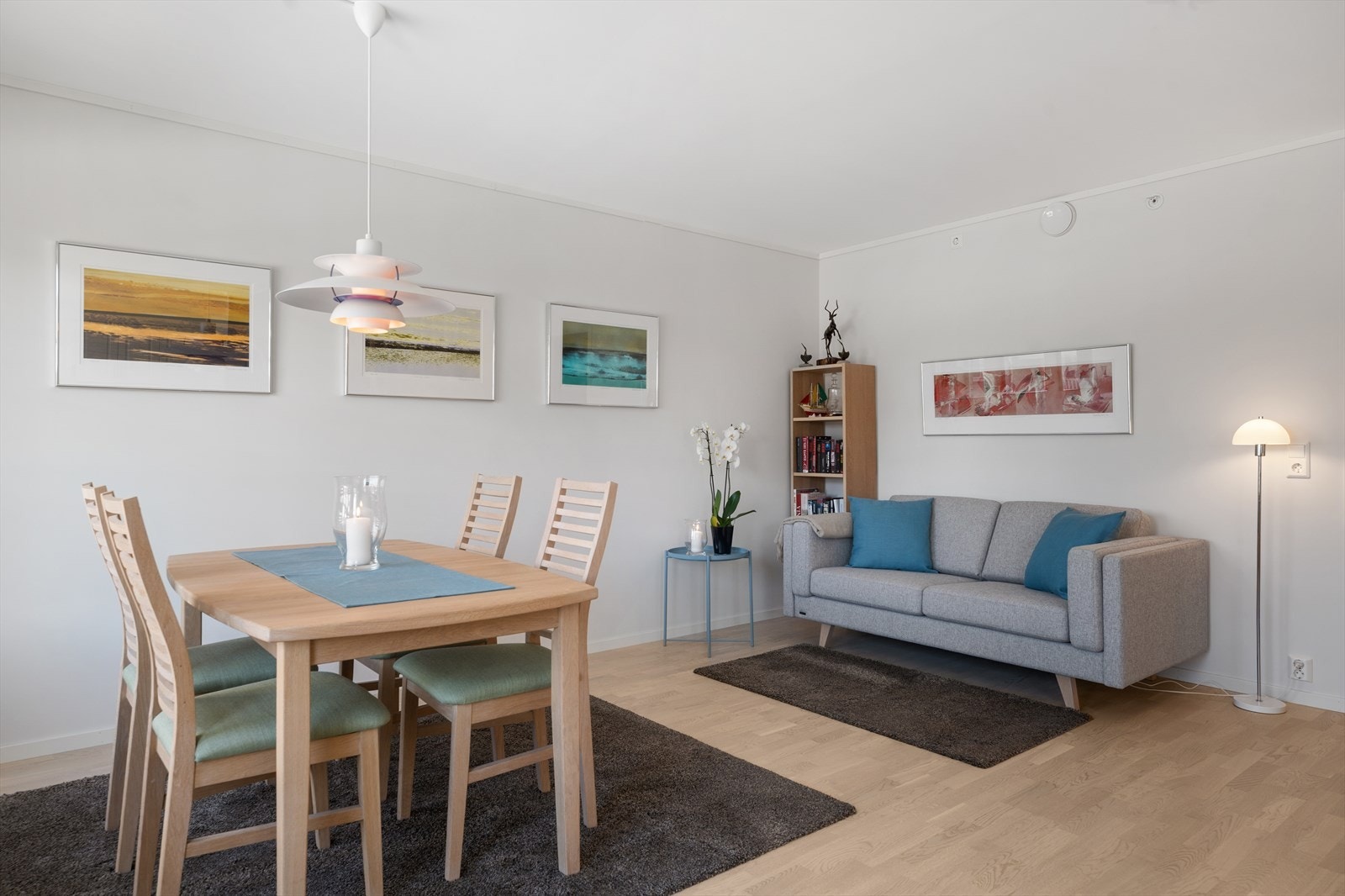Her er det fin plass for spisetue Galleribilde