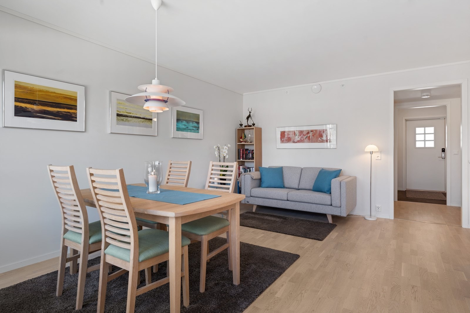 Lys og fin stue Galleribilde