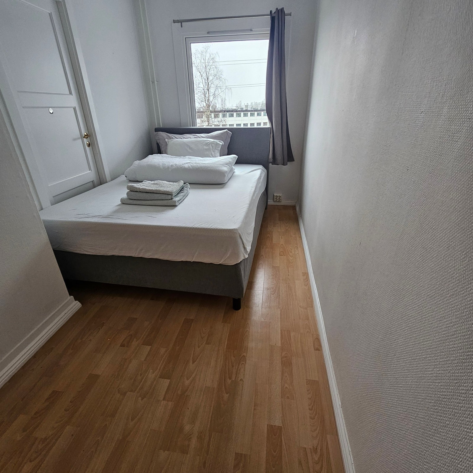 Soverom 2 med seng seng 150x200 Galleribilde