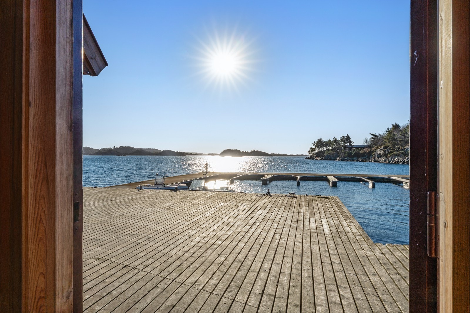 Båtplassen ligger like ved. Galleribilde