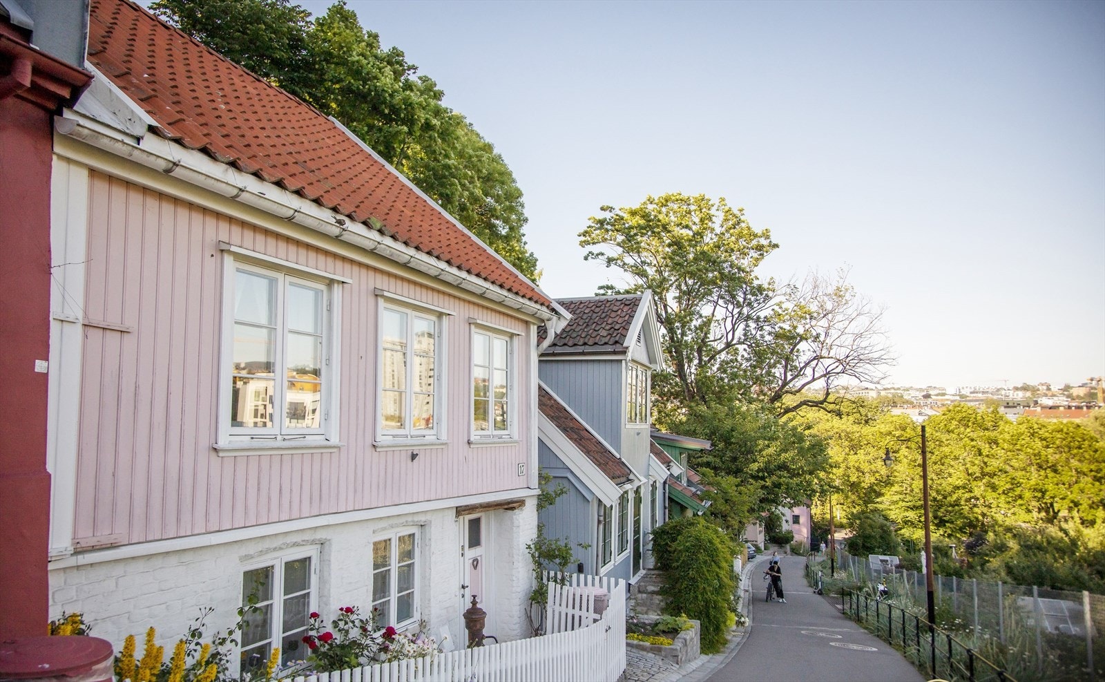 Det er svært hyggelig trehusbebyggelse i nærområdet på Fredensborg. Galleribilde
