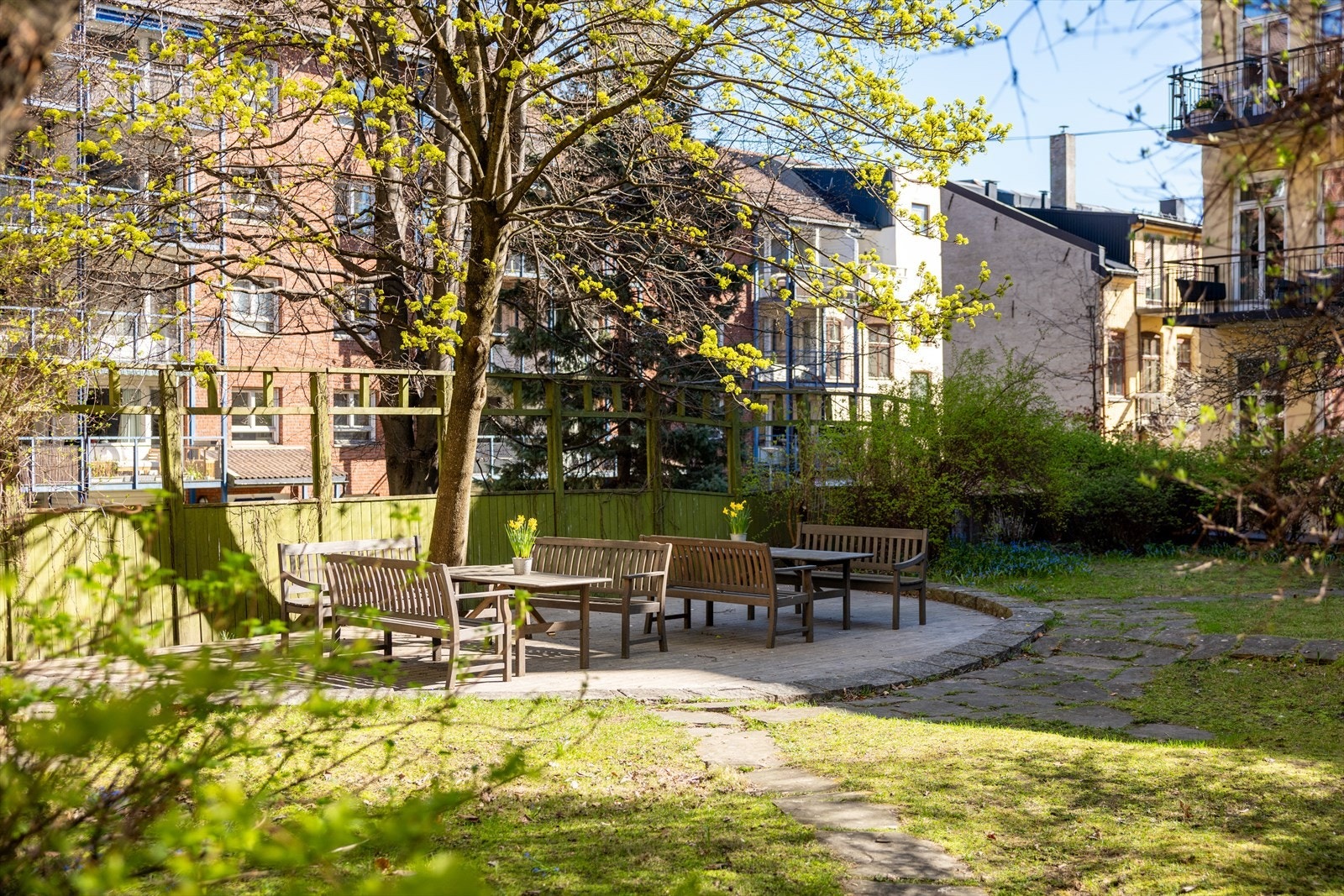 Et perfekt sted å invitere dine venner til en hyggelig grillmiddag ute i det fri. Galleribilde
