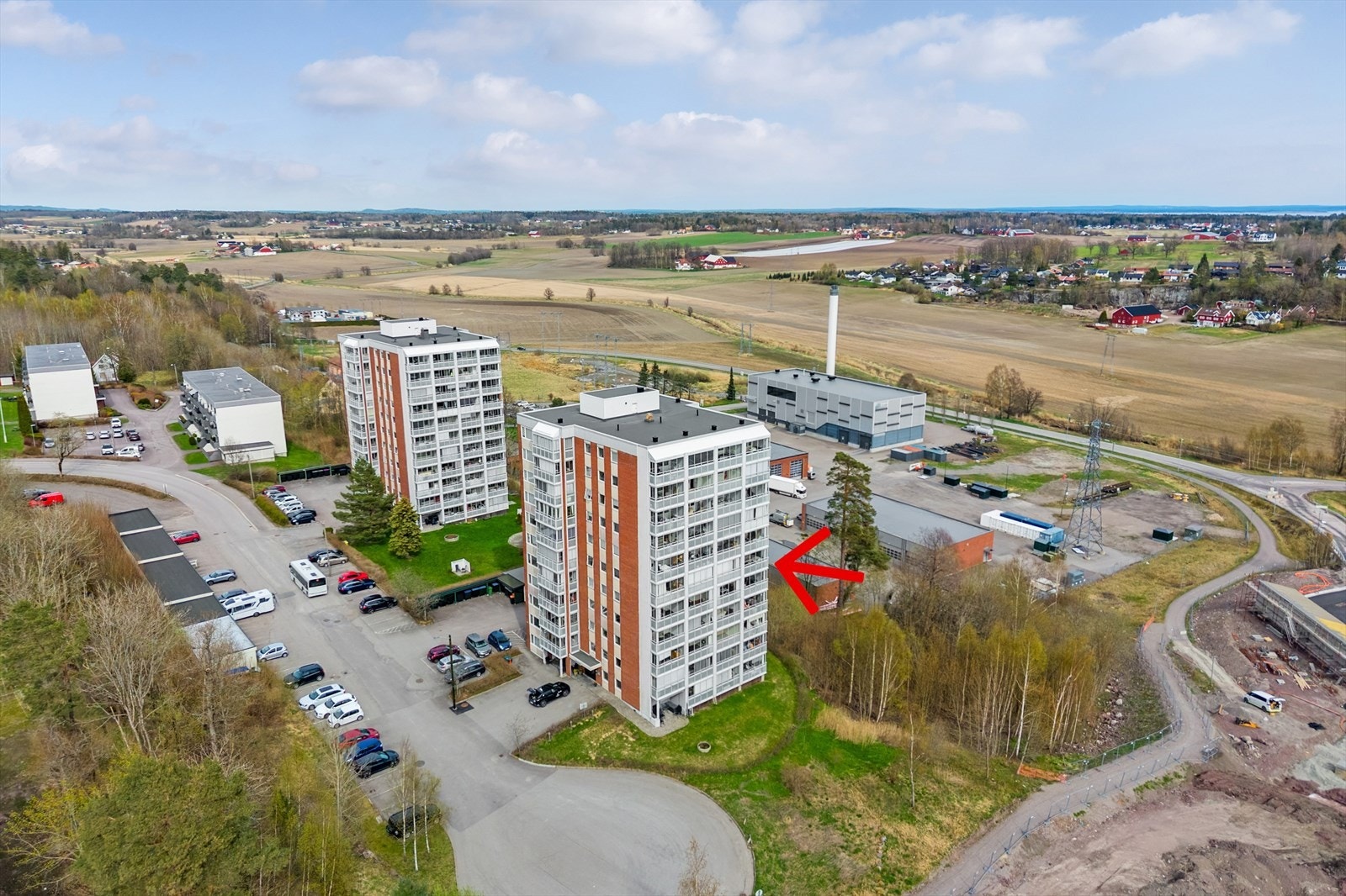 Beliggenheten med pil der leiligheten ligger i blokken Galleribilde