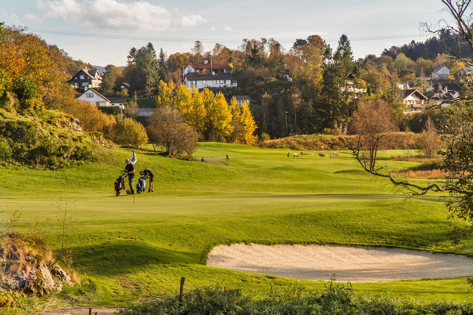 For de som er glad i golf er det også kort vei til golfbane. Galleribilde