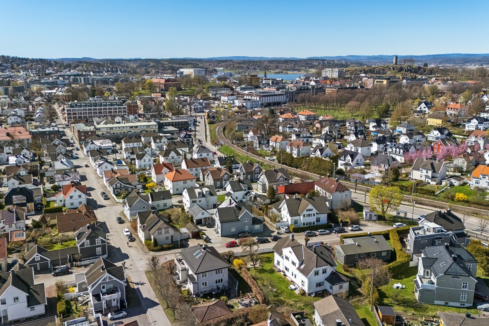 Her har du gangavstand til "alt", med beliggenhet sentralt i Tønsberg. Galleribilde
