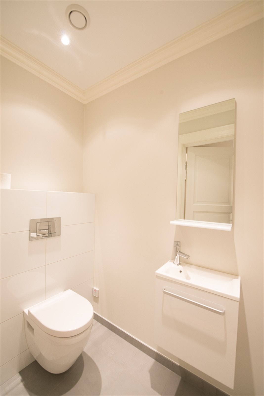 WC-rom. Galleribilde