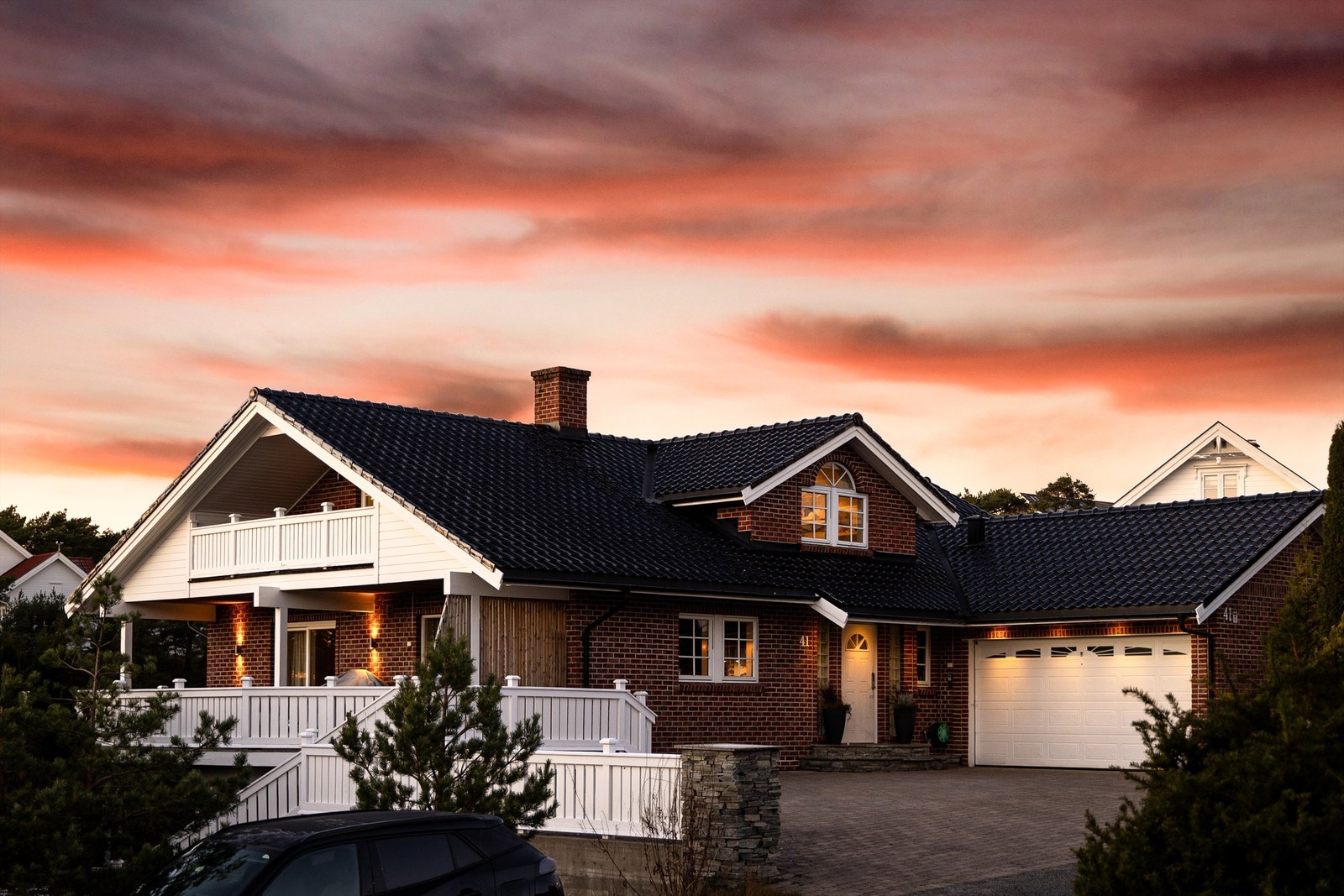 Buskogen 41 presenteres av Kenneth Graarud Olsen i Krogsveen. Fotograf; Kristoffer Kristiansen. Galleribilde