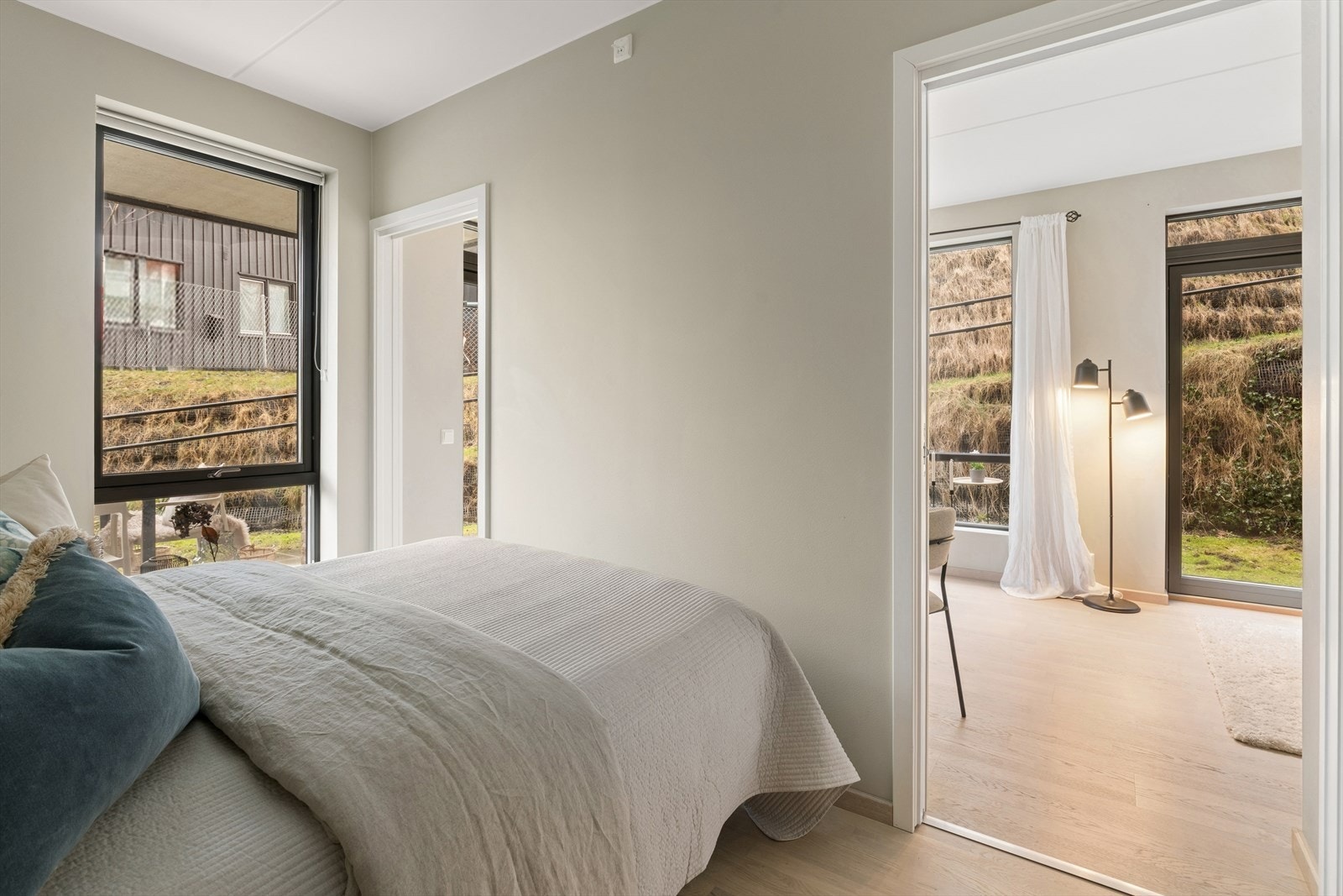 Soverommet har godt plass til dobbeltseng! Galleribilde