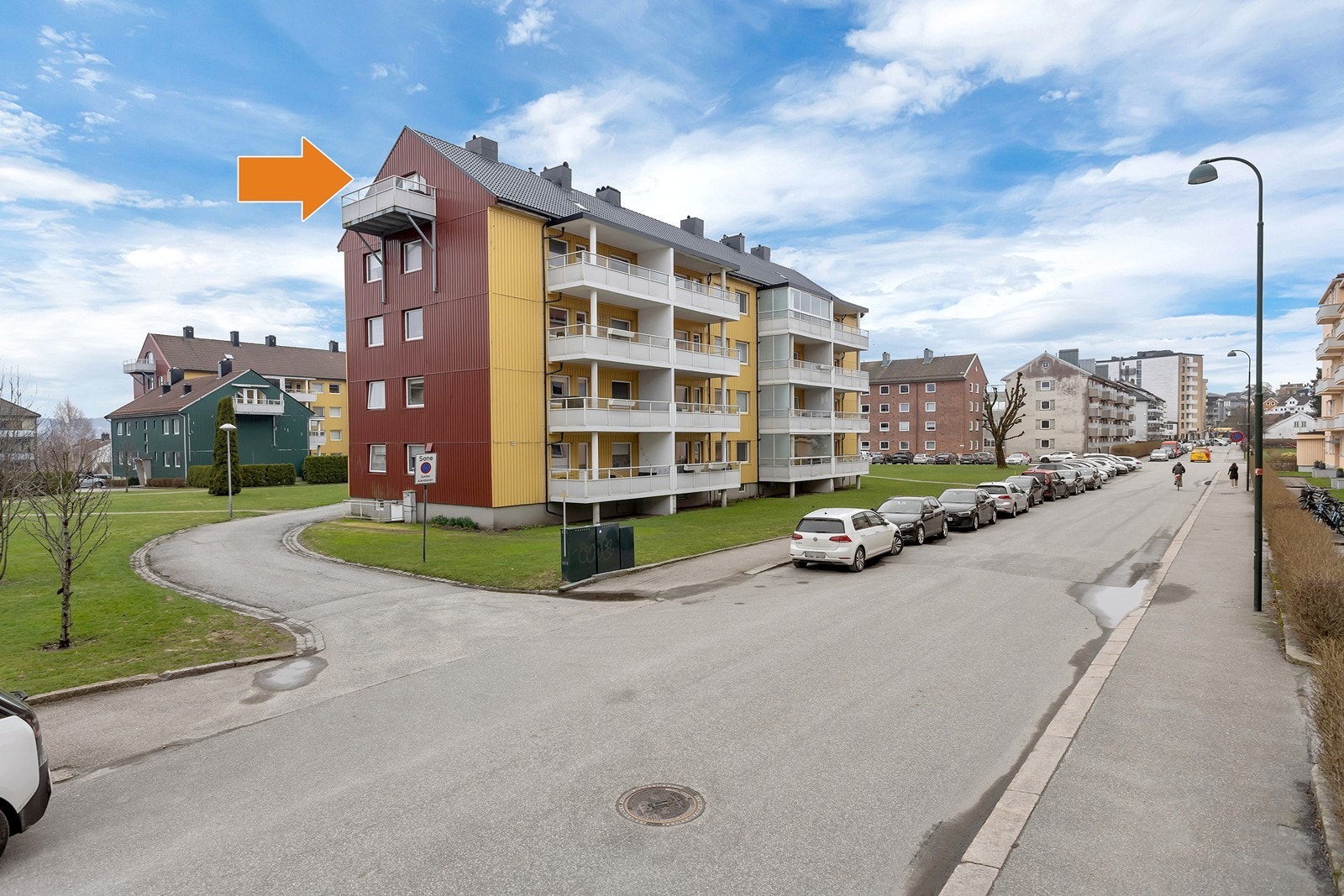 Topp- og endeleilighet med svært sentral beliggenhet på Lund. Galleribilde