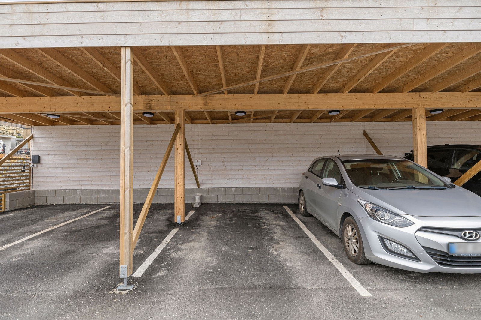 Egen plass i felles parkeringsanlegg Galleribilde