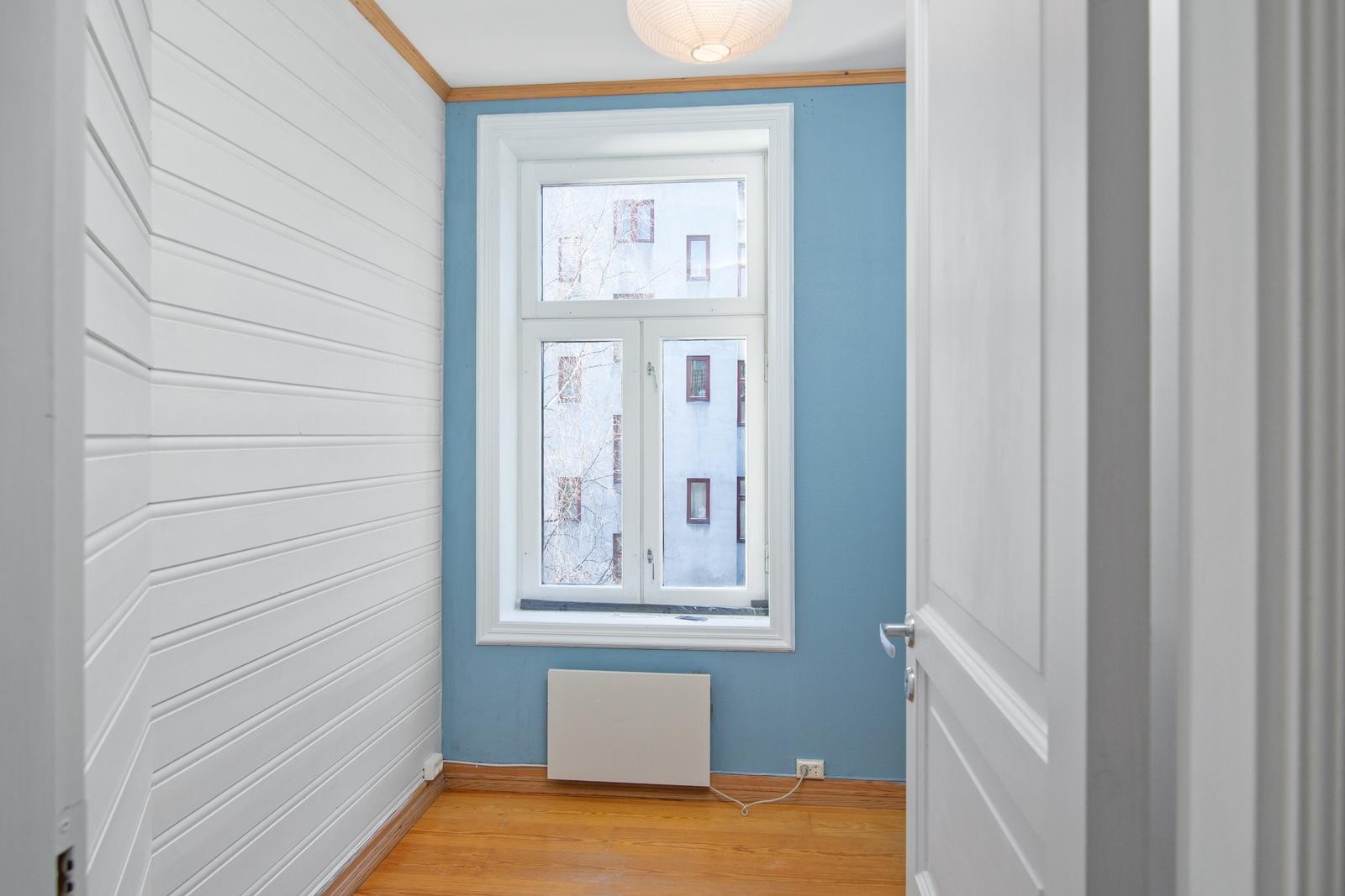 Det minste soverommet har også plass til seng og garderobeskap Galleribilde