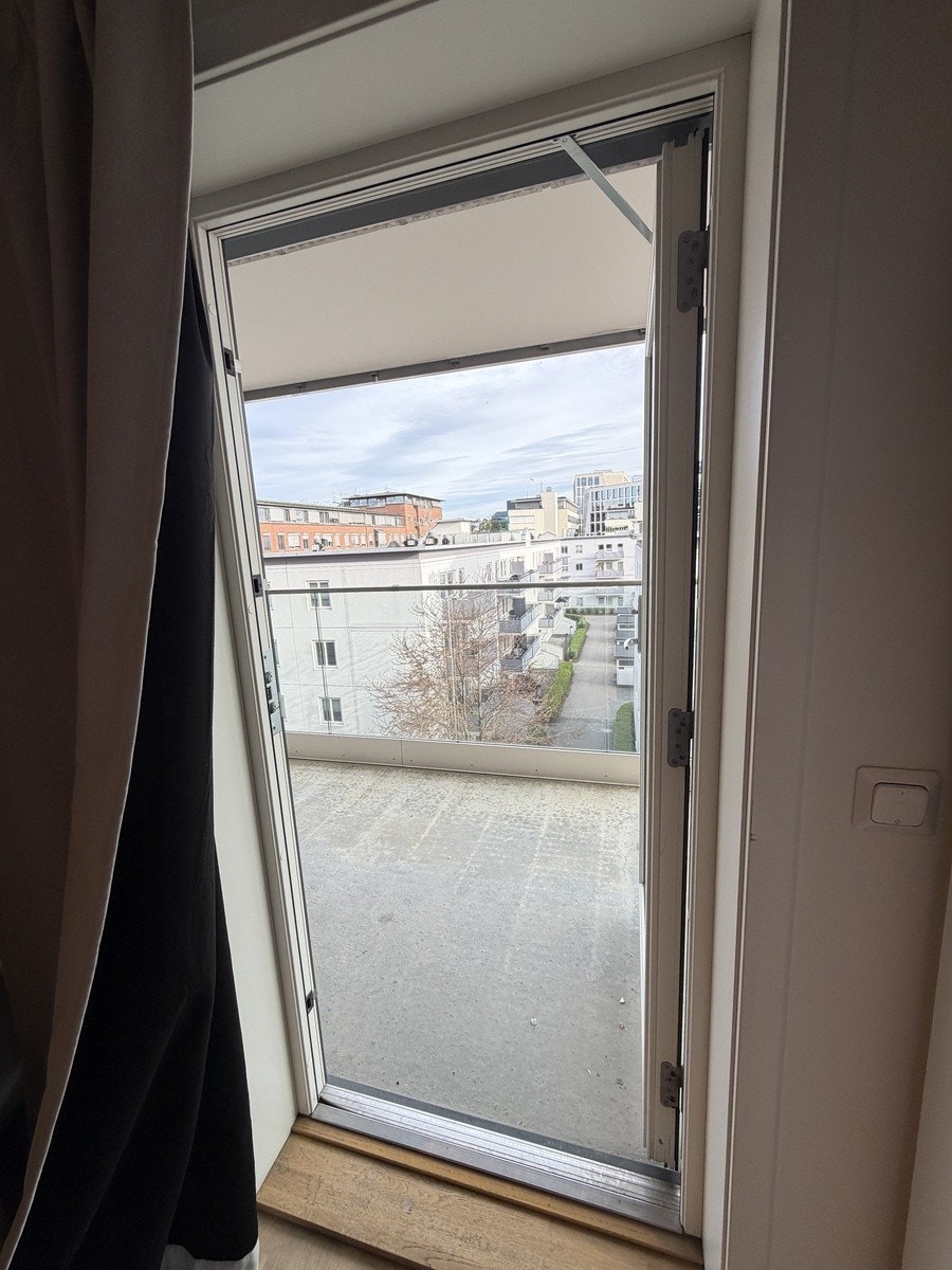 Utgang til balkong Galleribilde