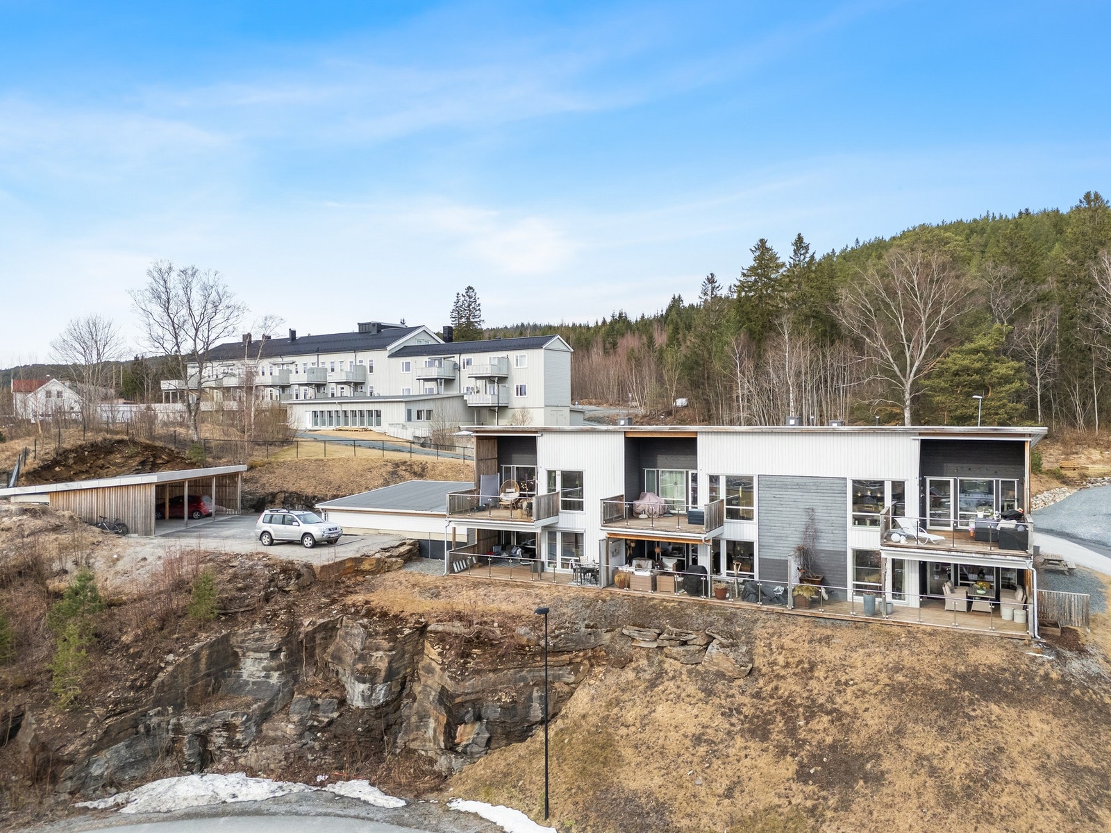 Fasadebildet. Galleribilde