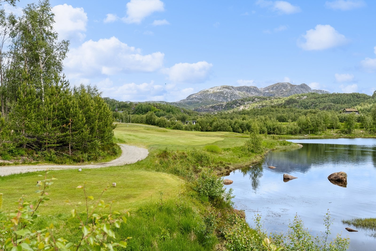 Sirdal Fjellgolf i naturskjønne omgivelser Galleribilde