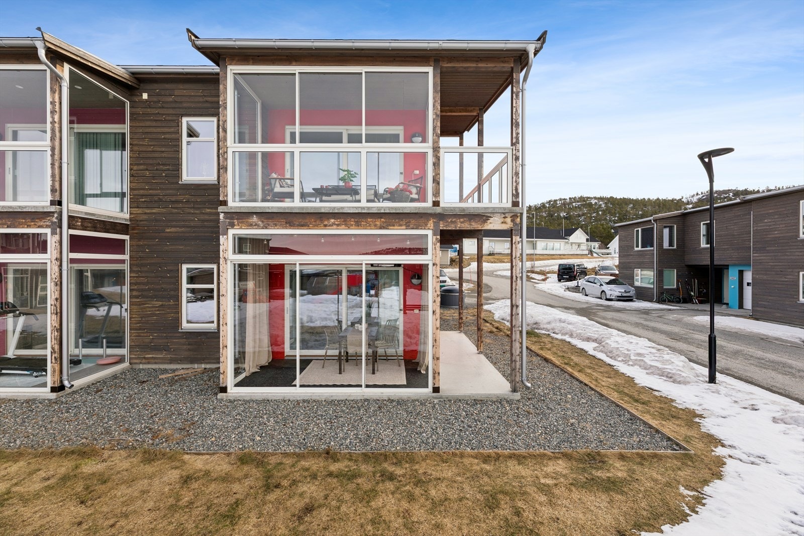 En 2-roms selveier endeleilighet fra 2016 med innglasset terrasse. Galleribilde