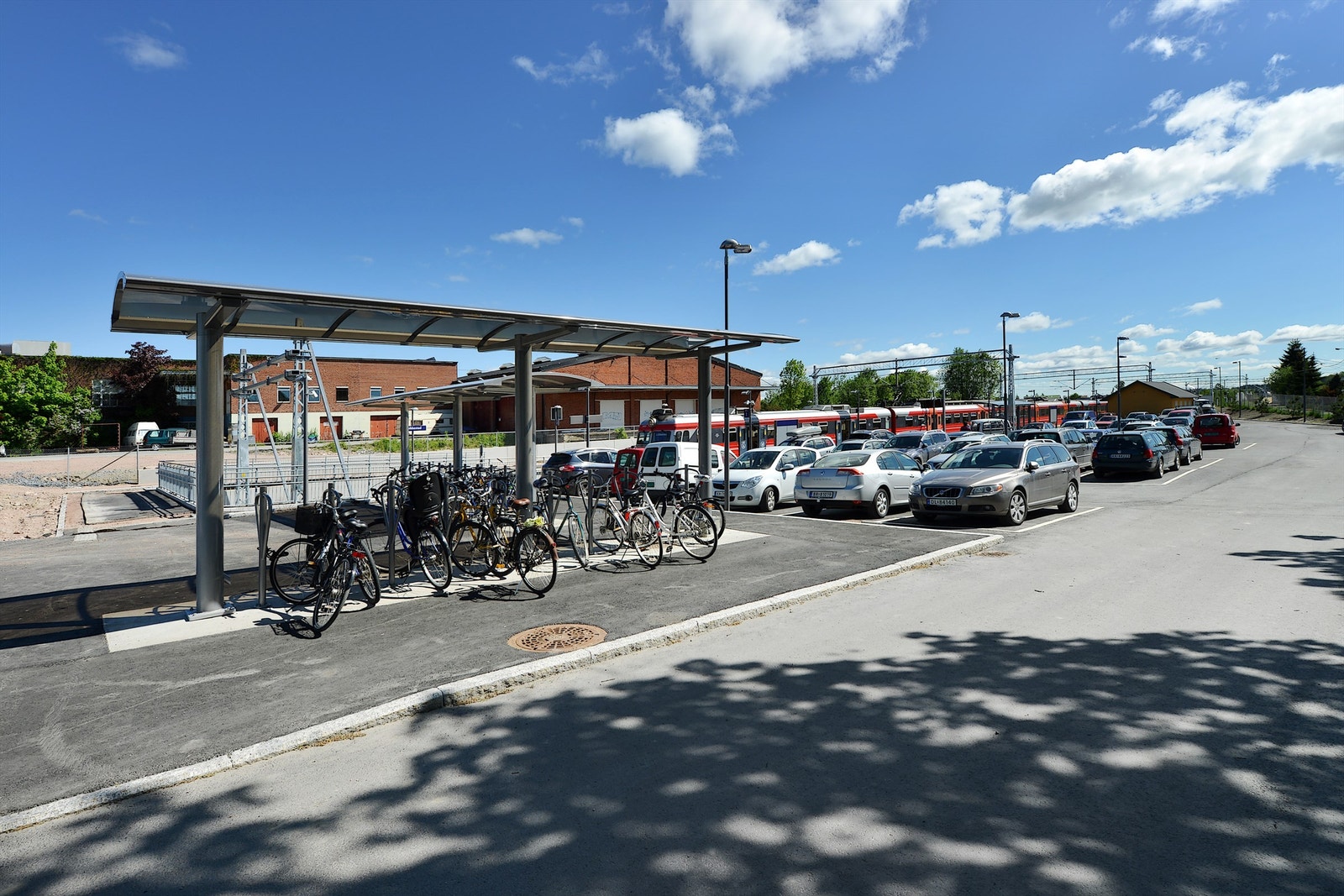 Kort vei til Spikkestad togstasjon Galleribilde