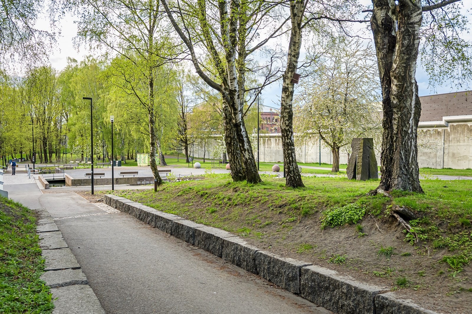Klosterenga park er nylig oppgradert og er et populært samlingssted i nabolaget. Galleribilde
