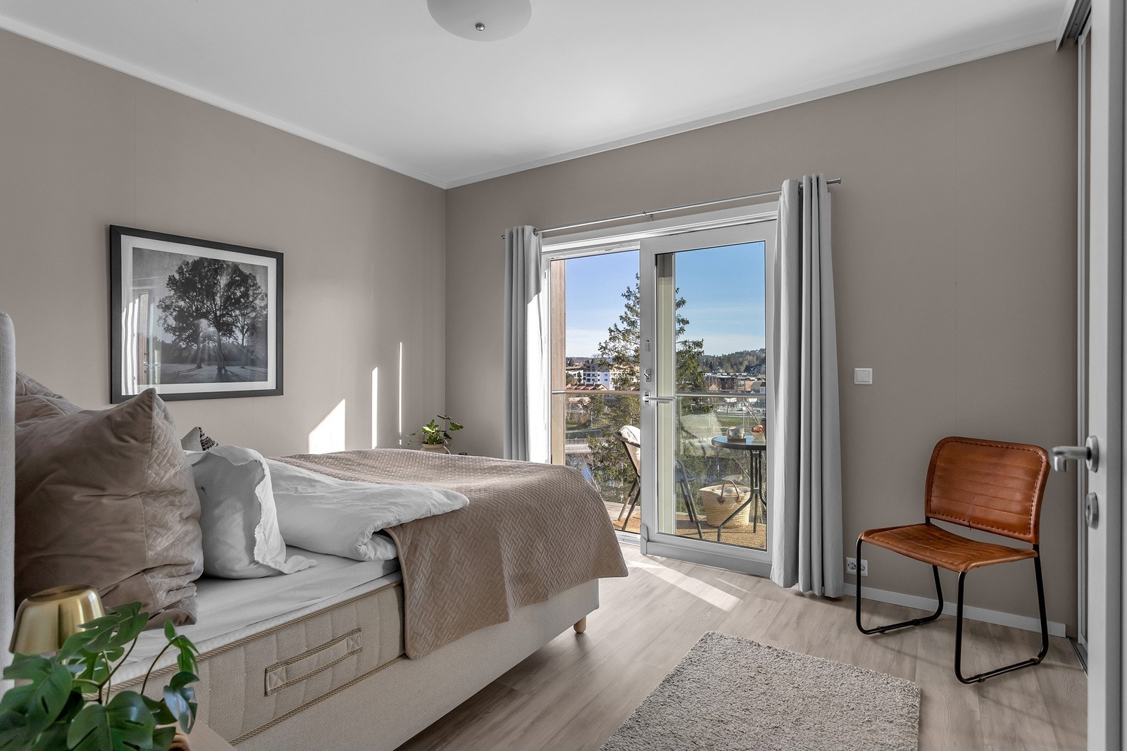 Soverom med balkong Galleribilde