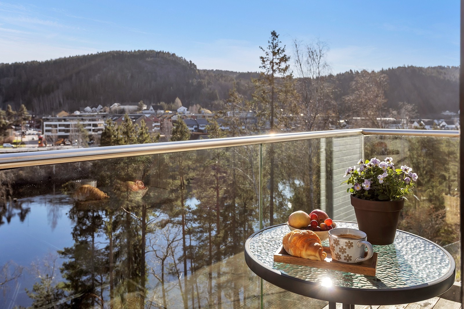 Utsikt over otra fra balkongen Galleribilde