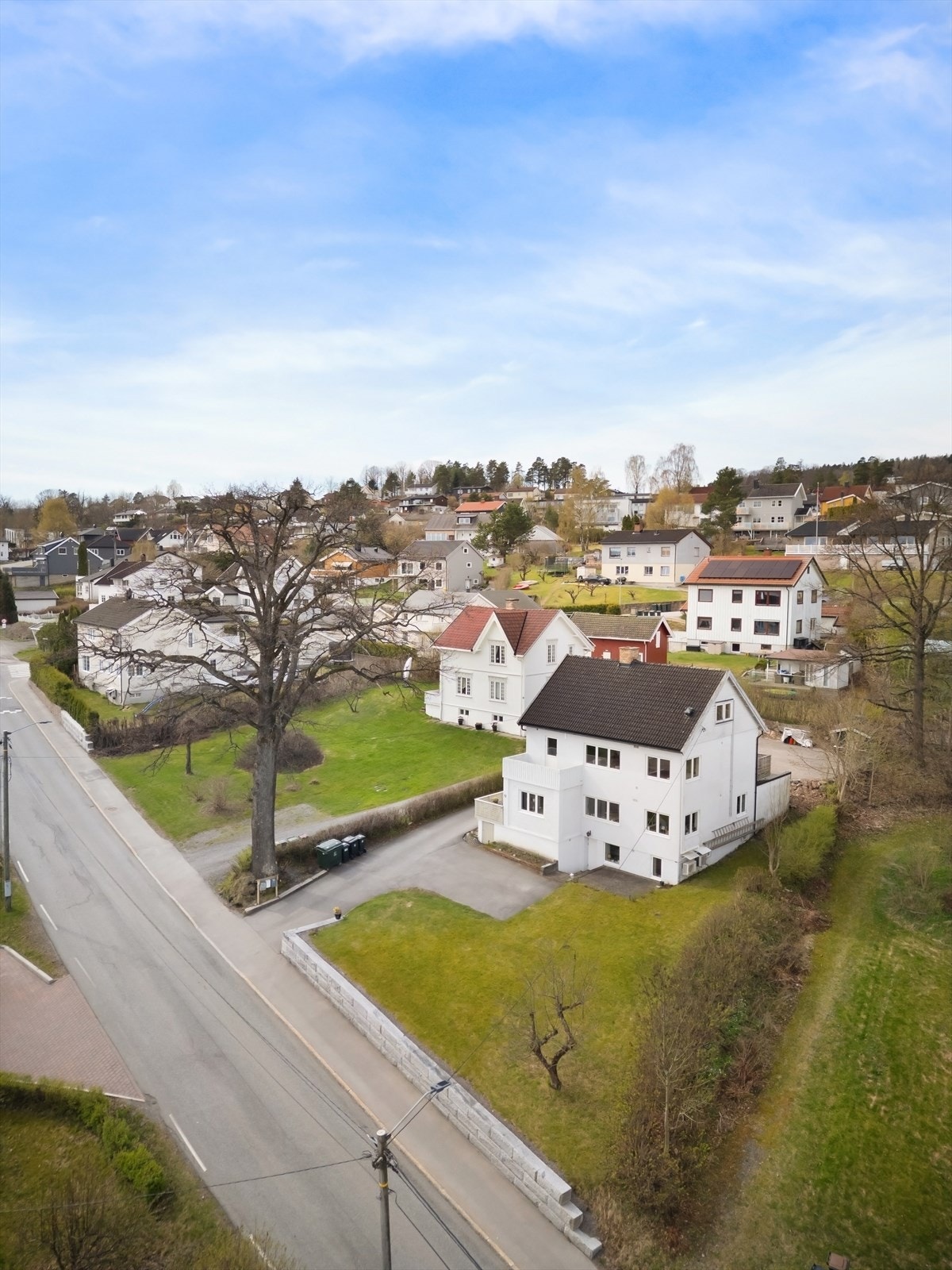 Eiendommen har en god beliggenhet et attraktivt og veletablert boligområde. Galleribilde