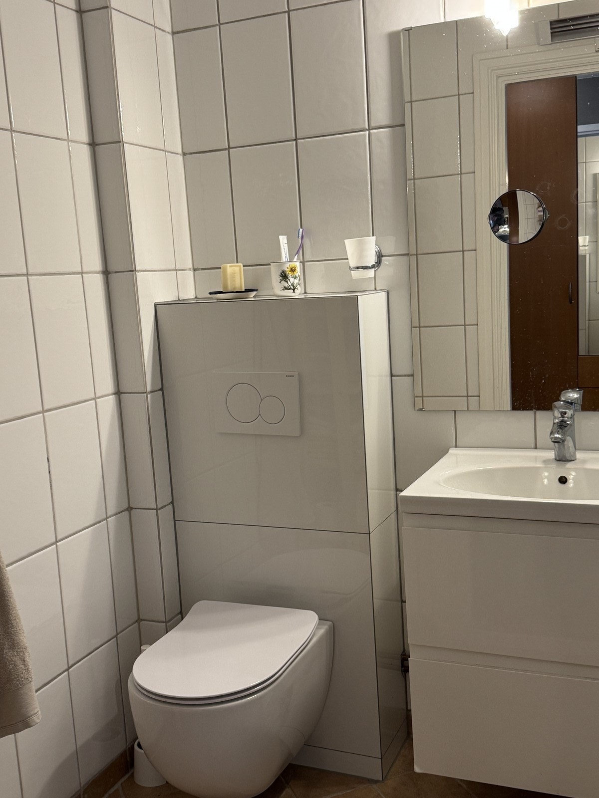 Baderomsinnredning er av god kvalitet. Galleribilde