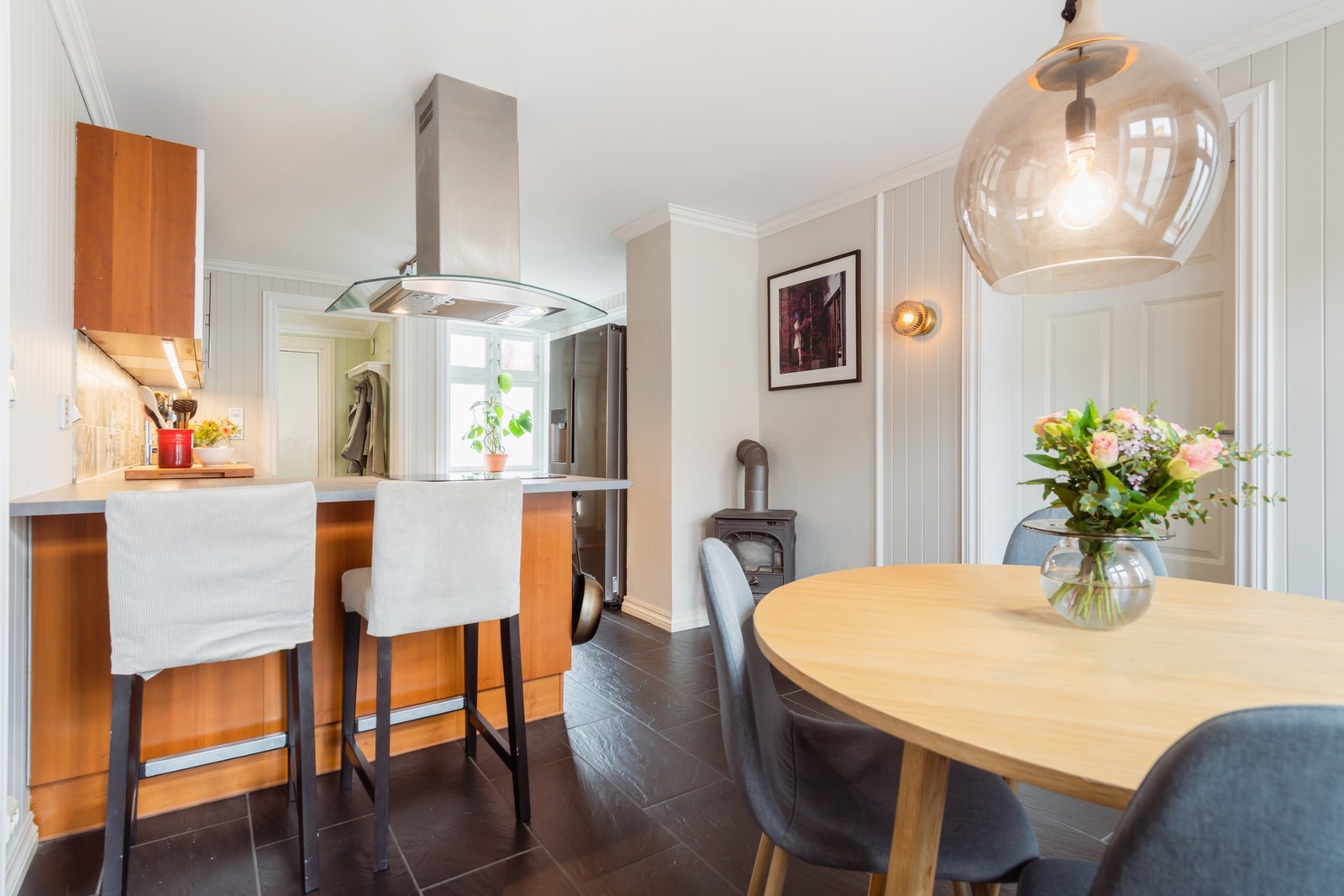 Det er Philips Hue smartbelysning i alle rom. Galleribilde