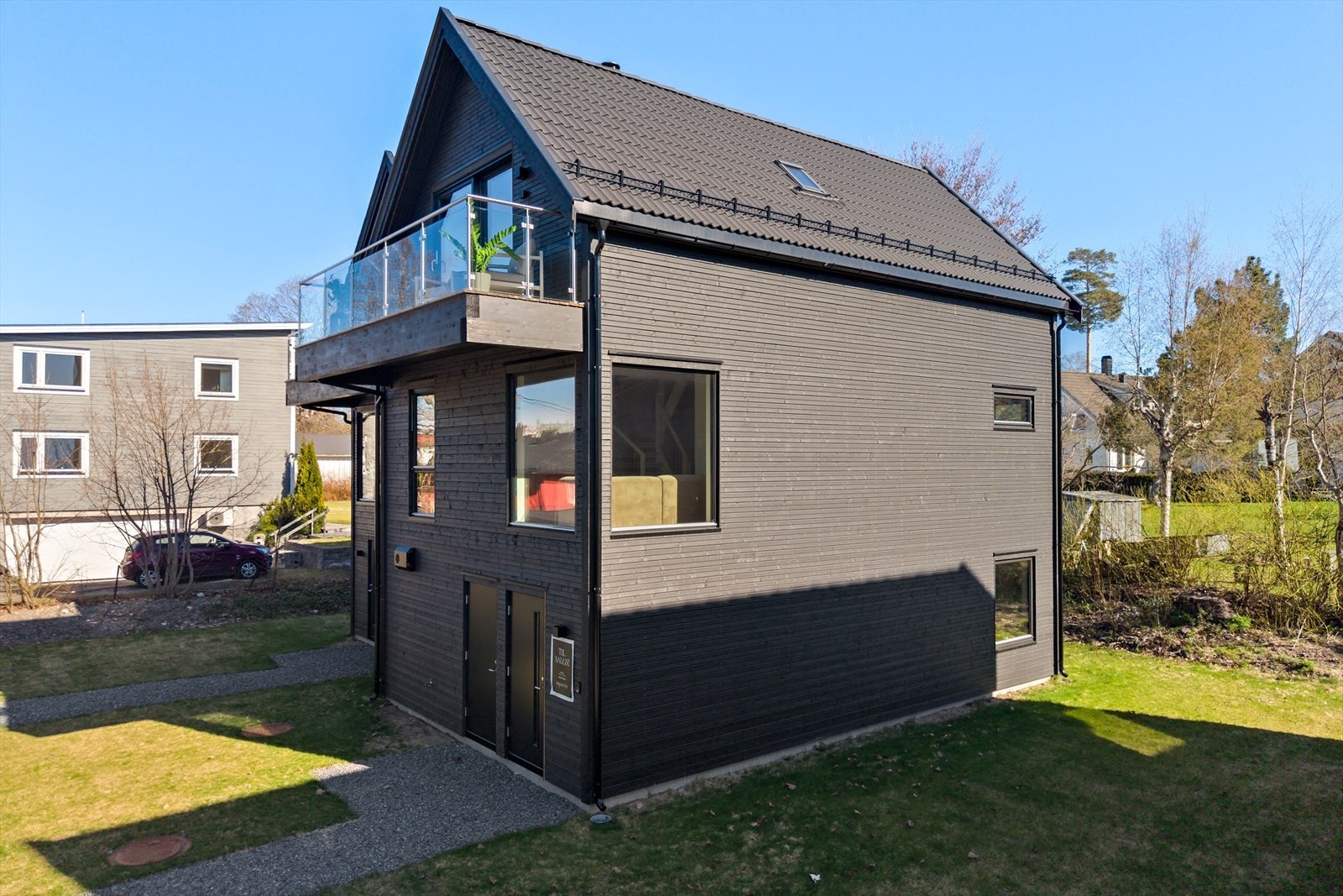 Bod/teknisk rom med egen inngang. Galleribilde