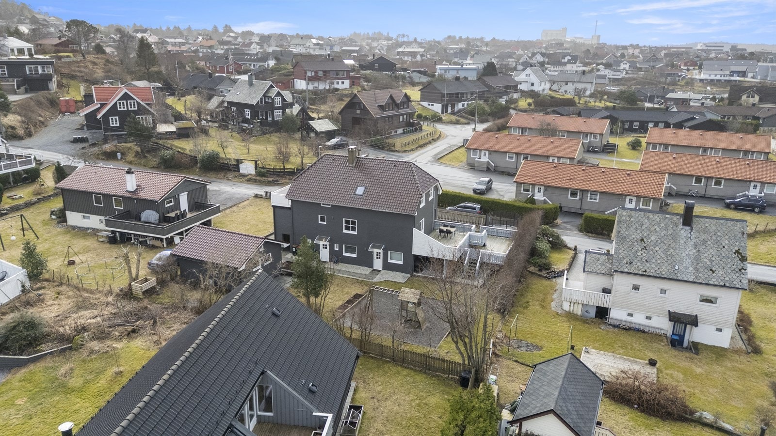 Når det blir grønt blir hagen privat og skjerma for innsyn. Galleribilde