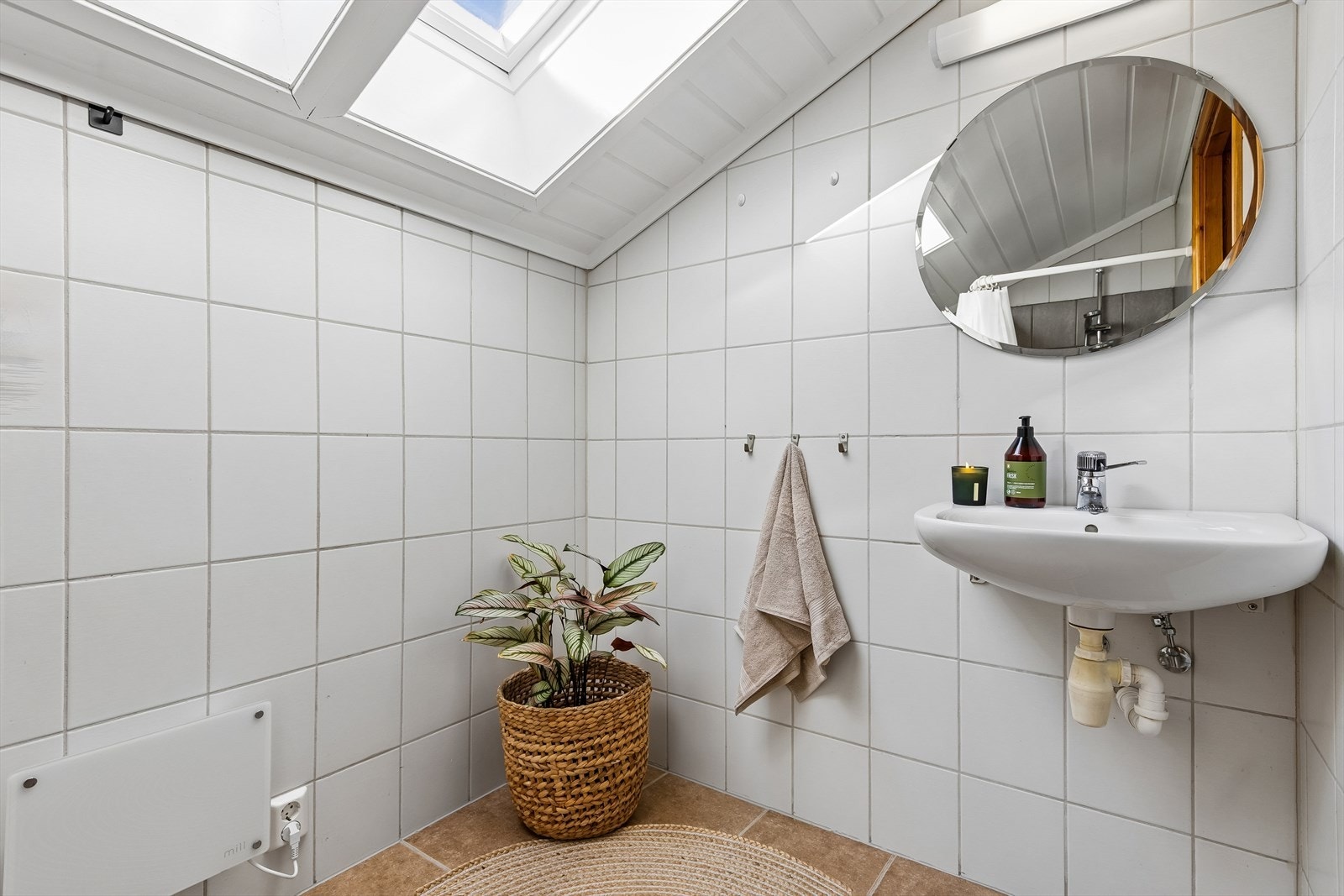 Badet i 2. etasje er på 4m². Galleribilde