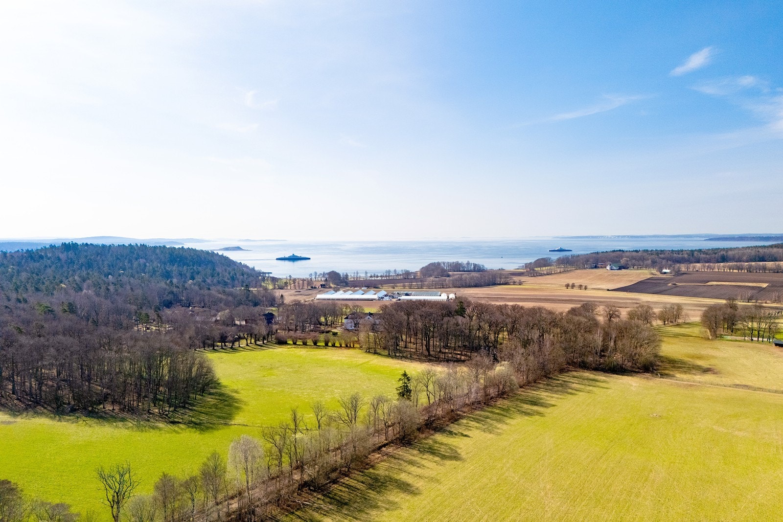 Jeløya kalles ikke uten grunn Oslofjordens perle, med et stort utvalg turmuligheter, bla. a. populære Alby. Galleribilde